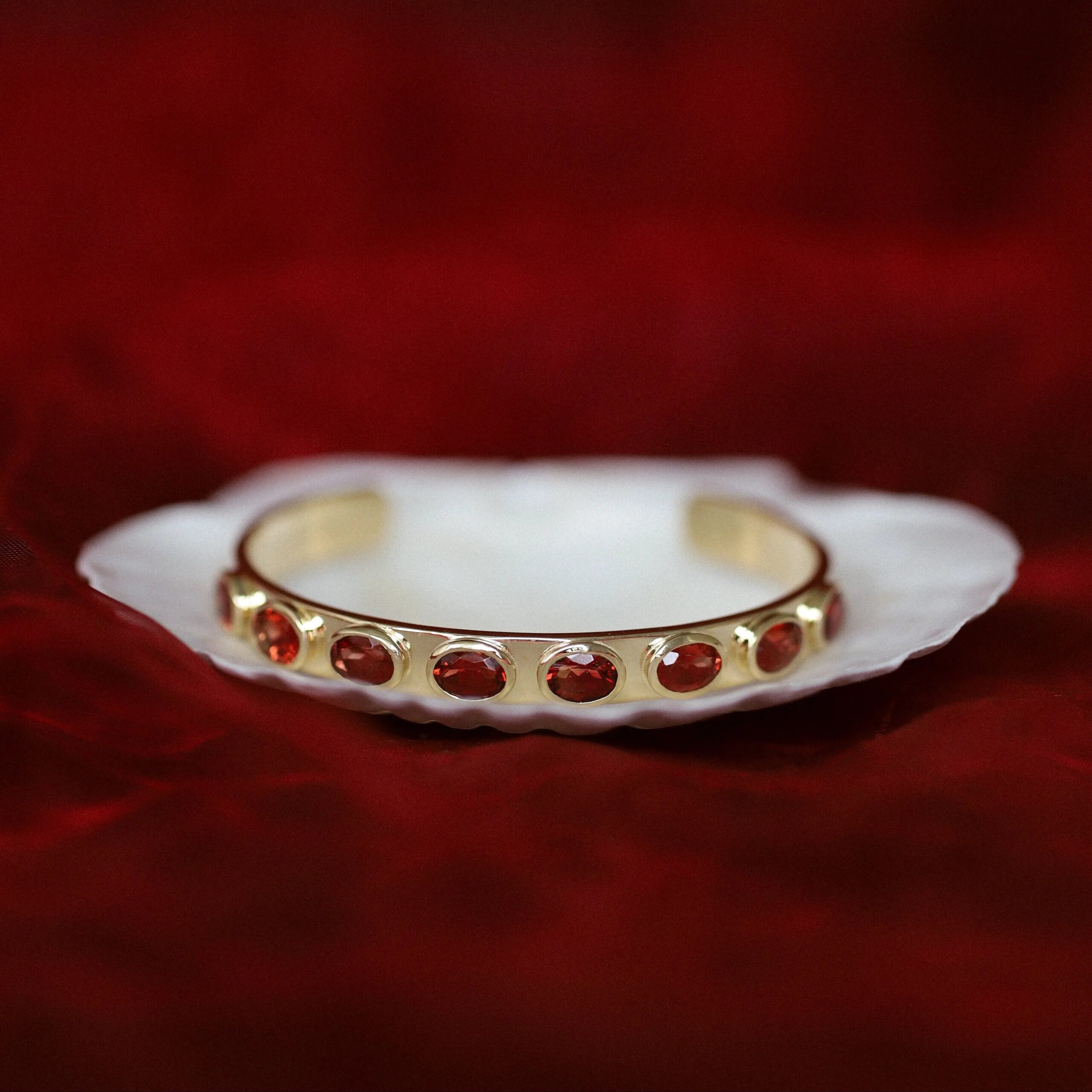 6.20ctw Sunstone Cuff - Image 3