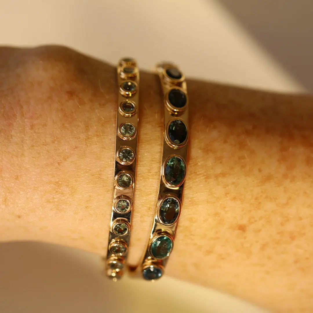 2.24tcw Green Sapphire Everyday Cuff - Image 2