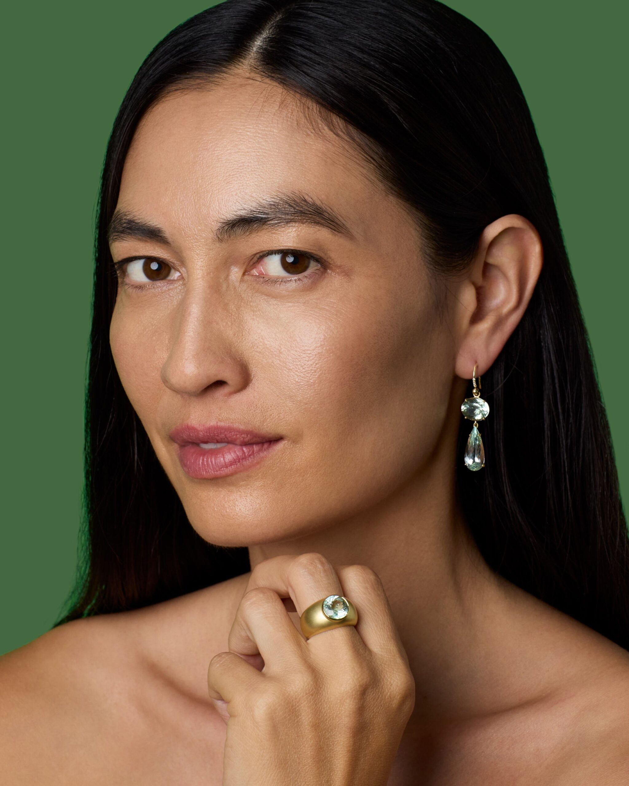 One of a Kind Round Stone Gemmy Puffed Gold Ring - Image 2