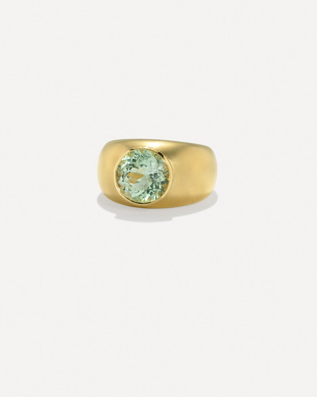 One of a Kind Round Stone Gemmy Puffed Gold Ring