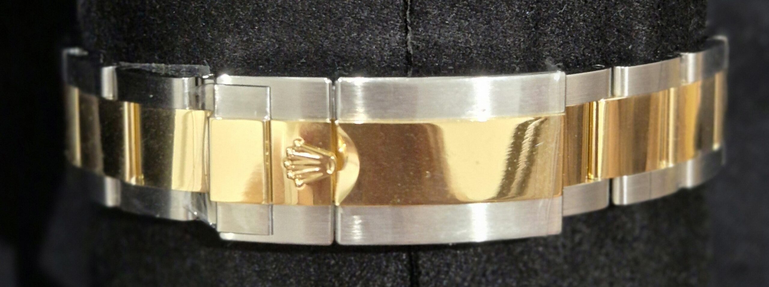 Rolex Daytona Two Tone Yellow Gold Black Diamond Dial 126503 | 2024 | 40mm - Image 6