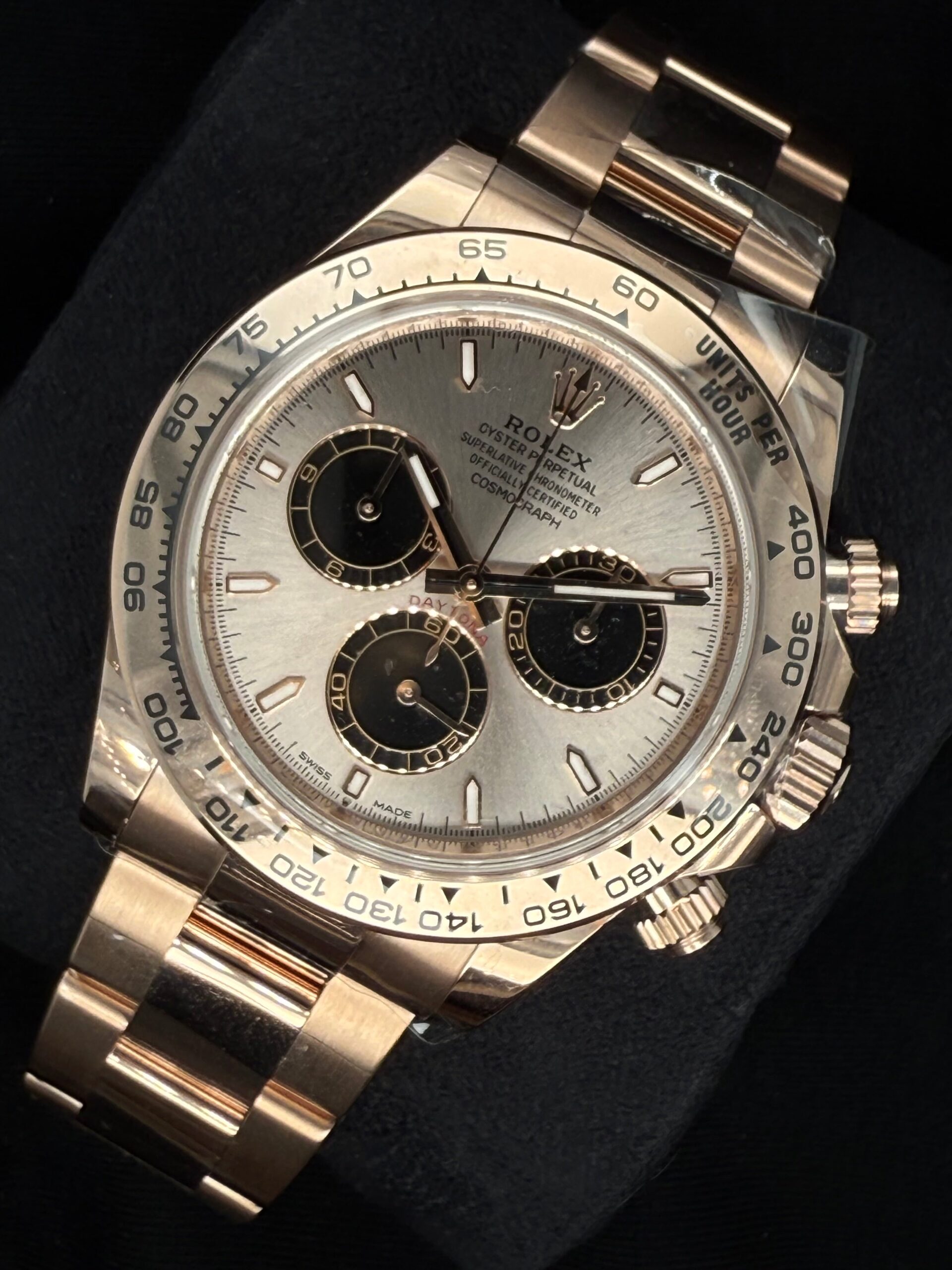 Rolex Cosmograph Daytona 18ct Everose Gold Sundust and Black Index Dial 126505 | 2025 | 40mm - Image 3
