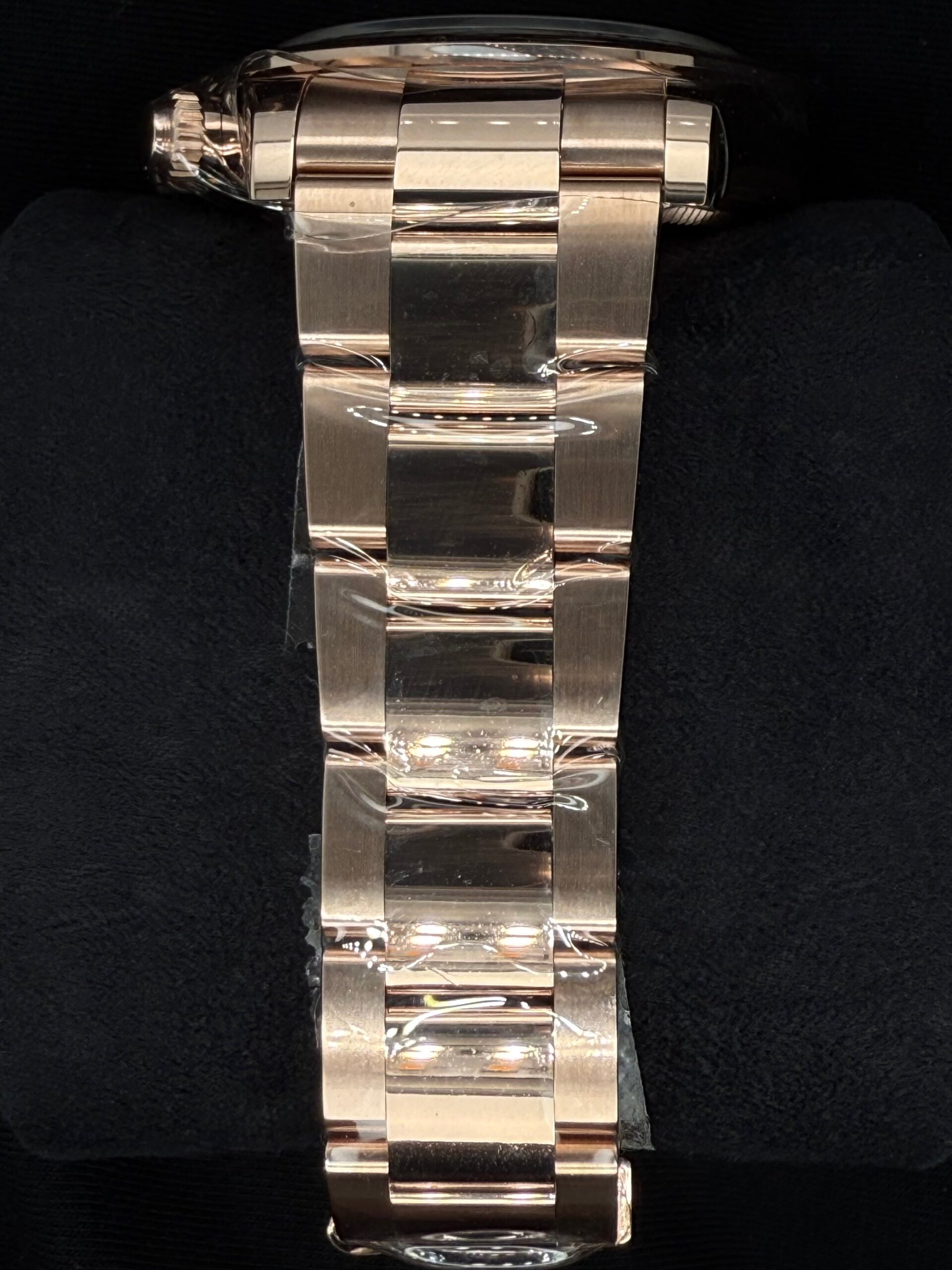 Rolex Cosmograph Daytona 18ct Everose Gold Sundust and Black Index Dial 126505 | 2025 | 40mm - Image 4