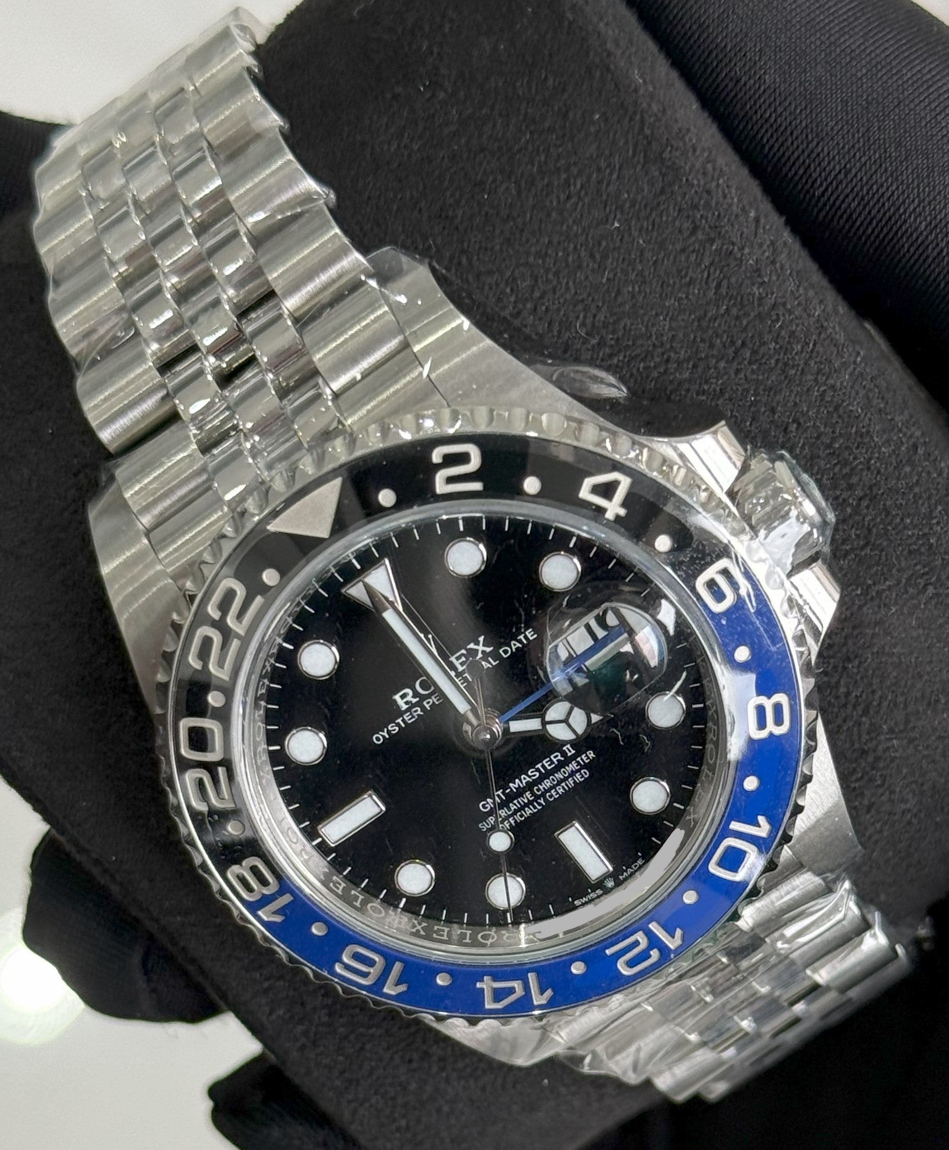 Rolex GMT-Master II Batgirl Jubilee 126710BLNR | 2023 | 40mm - Image 3