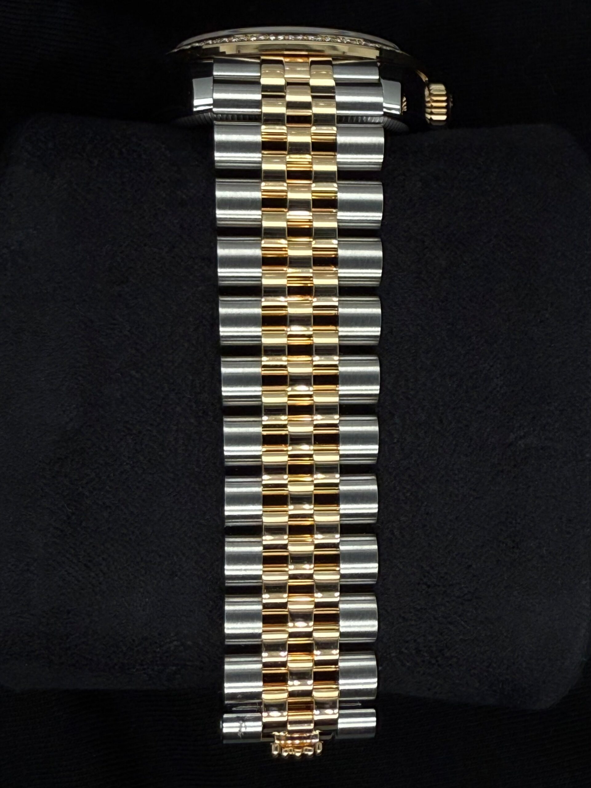 Rolex Datejust 31 Two Tone Yellow Gold Champagne Diamond Dial with Factory-Set Diamond Bezel 278383RBR | 2025 | 31mm - Image 5