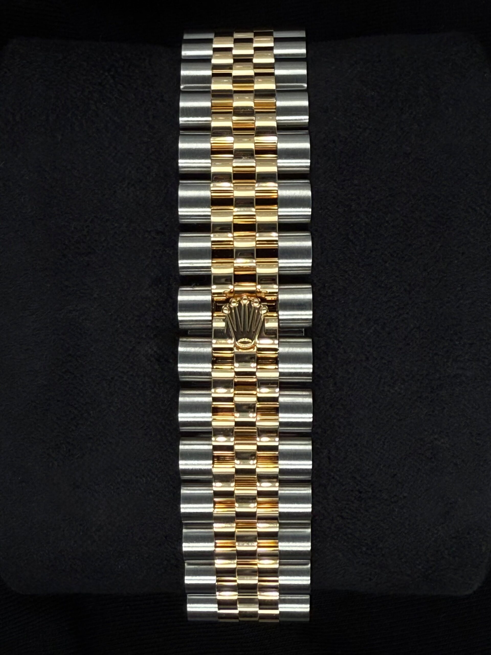 Rolex Datejust 31 Two Tone Yellow Gold Champagne Diamond Dial with Factory-Set Diamond Bezel 278383RBR | 2025 | 31mm - Image 6