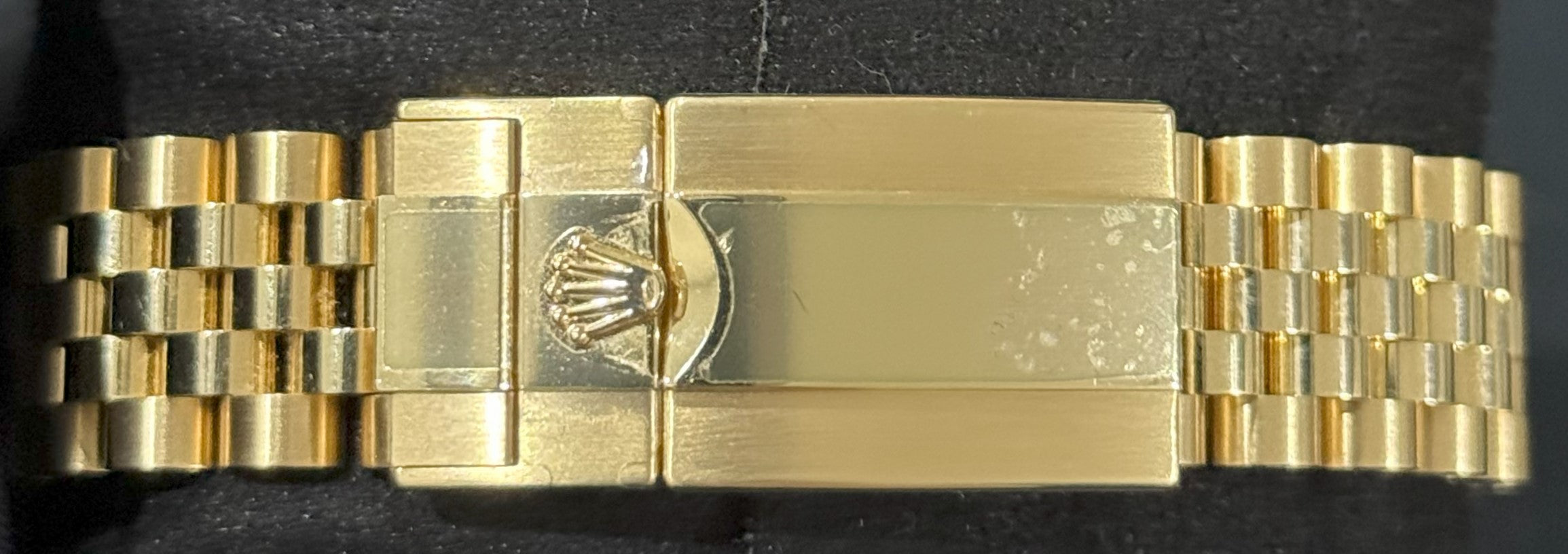 Rolex GMT-Master II Yellow Gold Black Dial 'Zombie' Jubilee 126718GRNR | 2023 | 40mm - Image 6