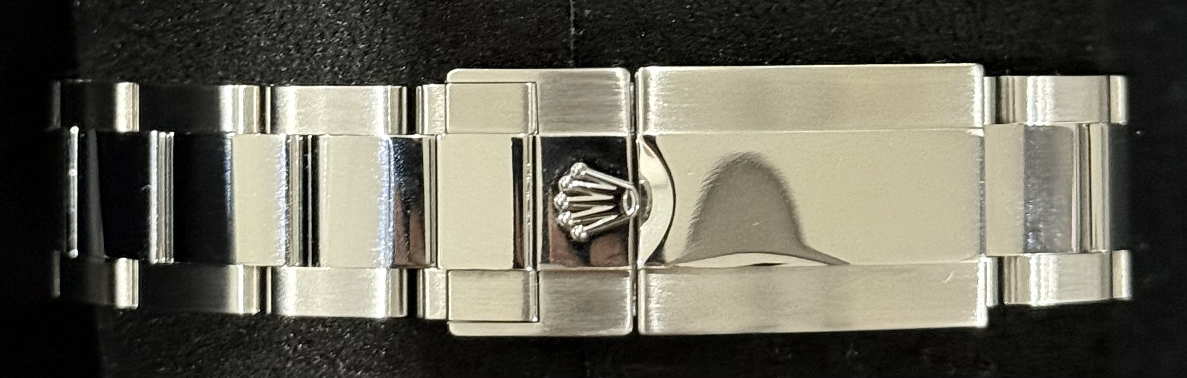 Rolex GMT-Master II Black Dial Green Arrow Hand 116710LN | 2017 | 40mm - Image 6