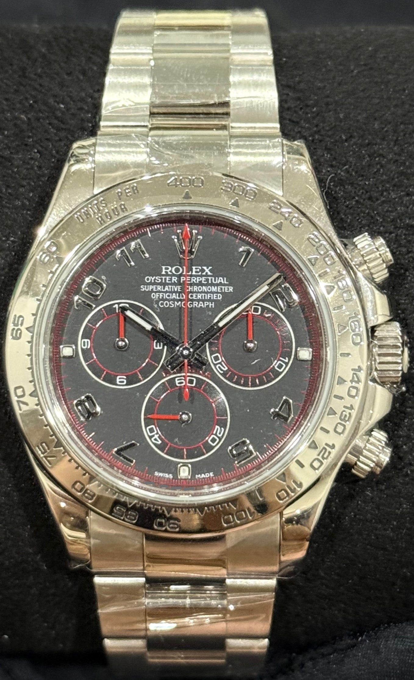 Rolex Daytona Cosmograph Black/Red Racing Arabic Dial White Gold 116509 | 2016 | 40mm