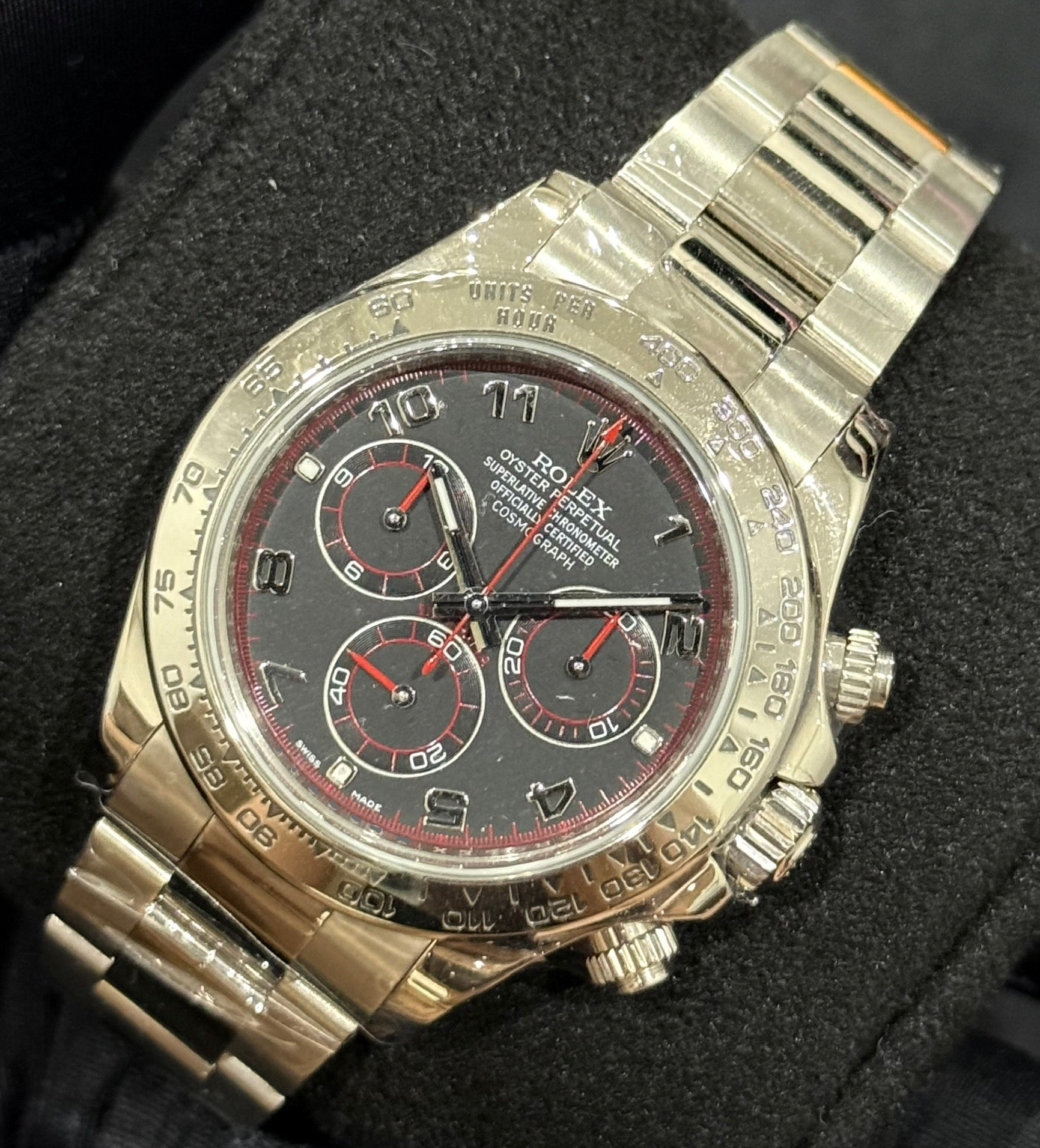 Rolex Daytona Cosmograph Black/Red Racing Arabic Dial White Gold 116509 | 2016 | 40mm - Image 2