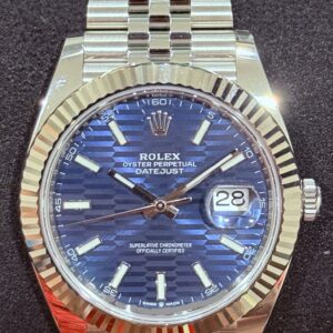Rolex Datejust 41 Blue Motif Fluted Jubilee 126334 | 2024 | 41mm