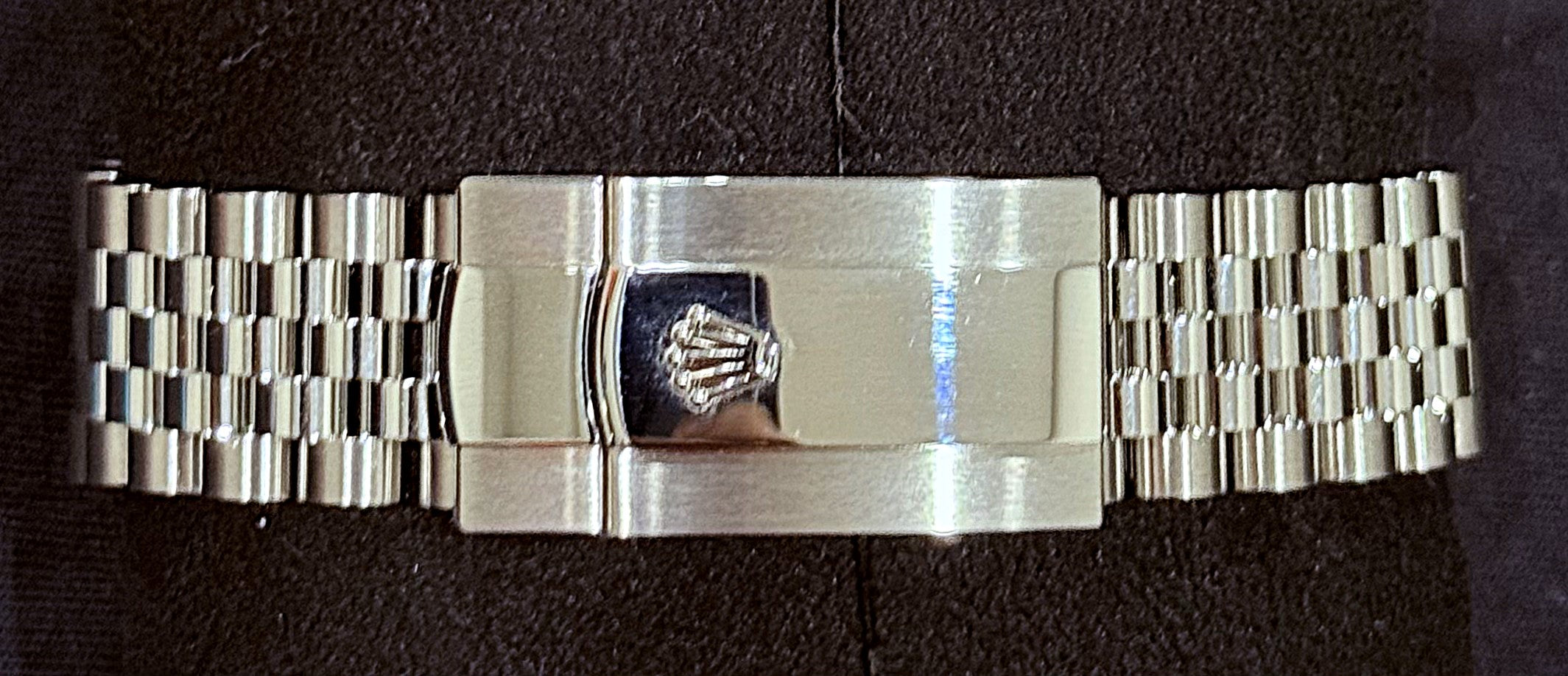 Rolex Datejust 41 Blue Motif Fluted Jubilee 126334 | 2024 | 41mm - Image 6