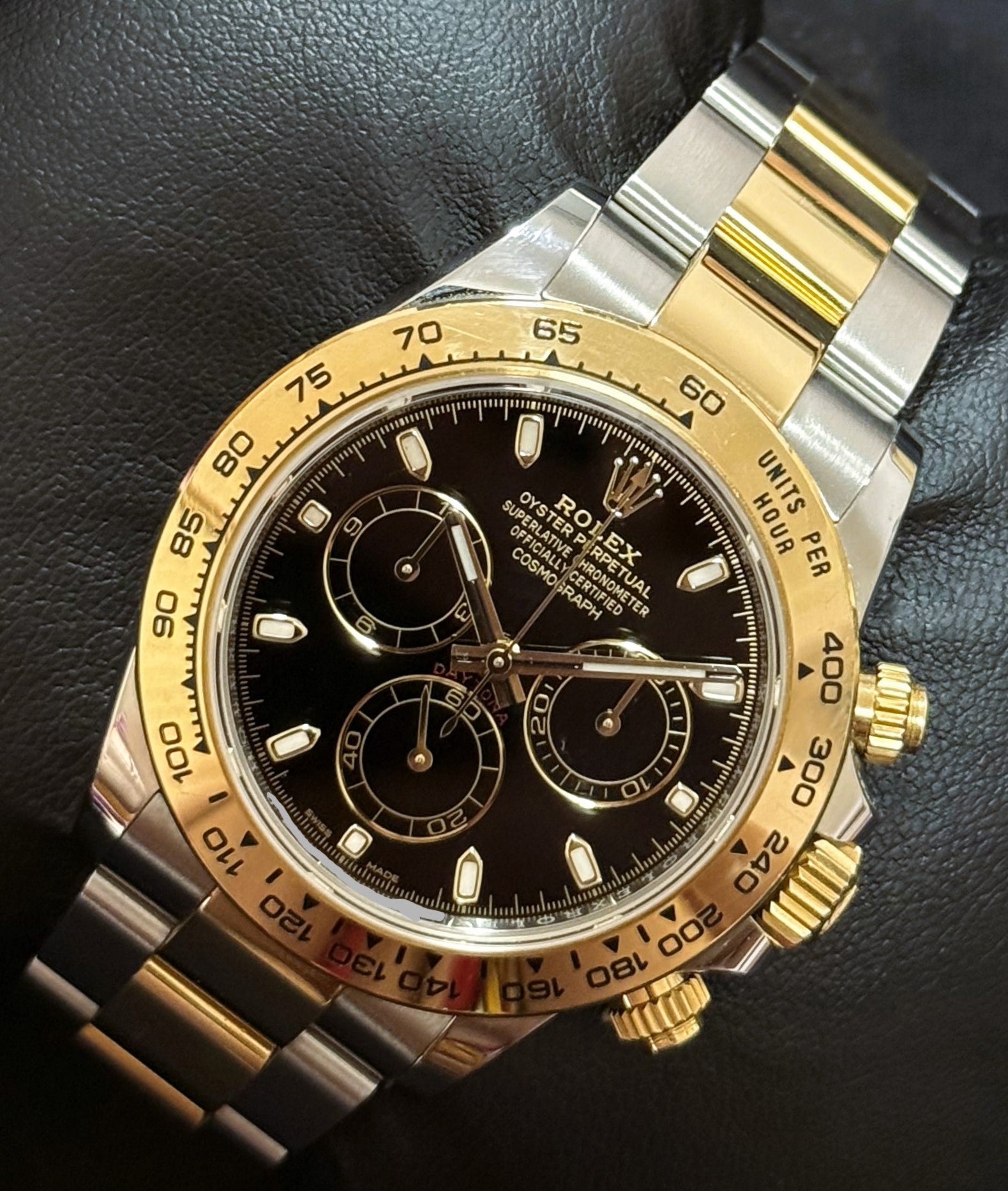 Rolex Daytona Cosmograph Two-Tone Yellow Gold Black Dial 116503 | 2022 | 40mm - Image 2