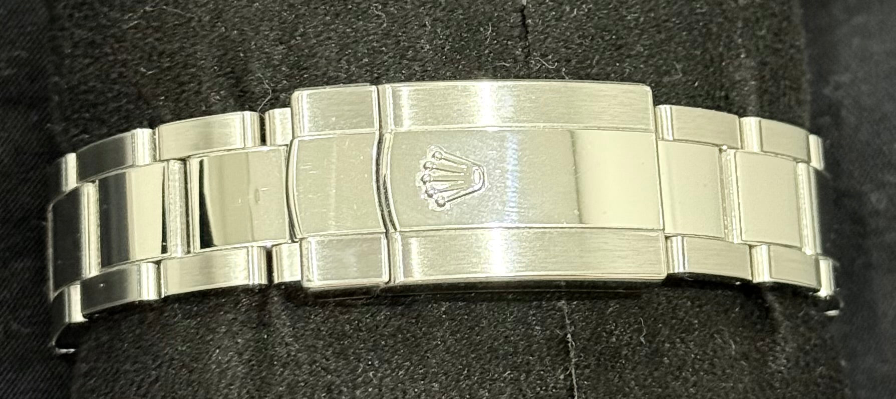 Rolex Datejust 41 Mint Green Dial Fluted Bezel Oystersteel 126334 | 2023 | 41mm - Image 6