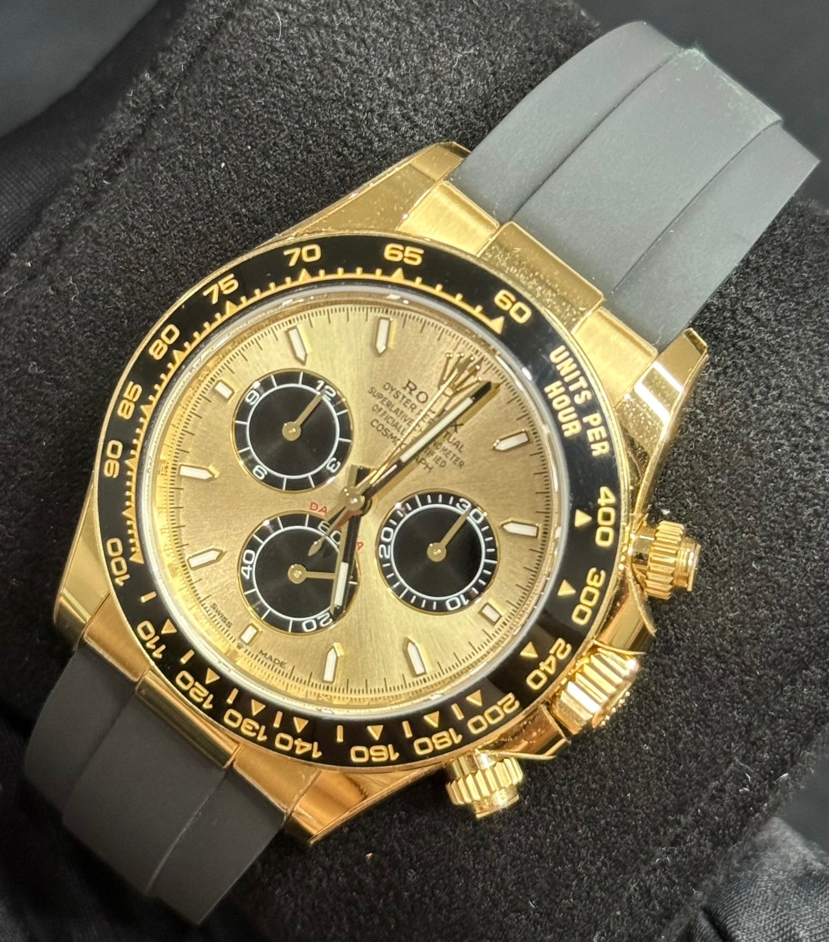 Rolex Cosmograph Daytona Yellow Gold 'Pikachu' Gold Dial with Black Sub-Dials Oysterflex 126518LN | 2025 | 40mm - Image 2