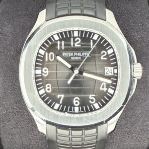 Patek Philippe Aquanaut Black Stainless Steel 5167A-001 | 2021 | 42.2 mm
