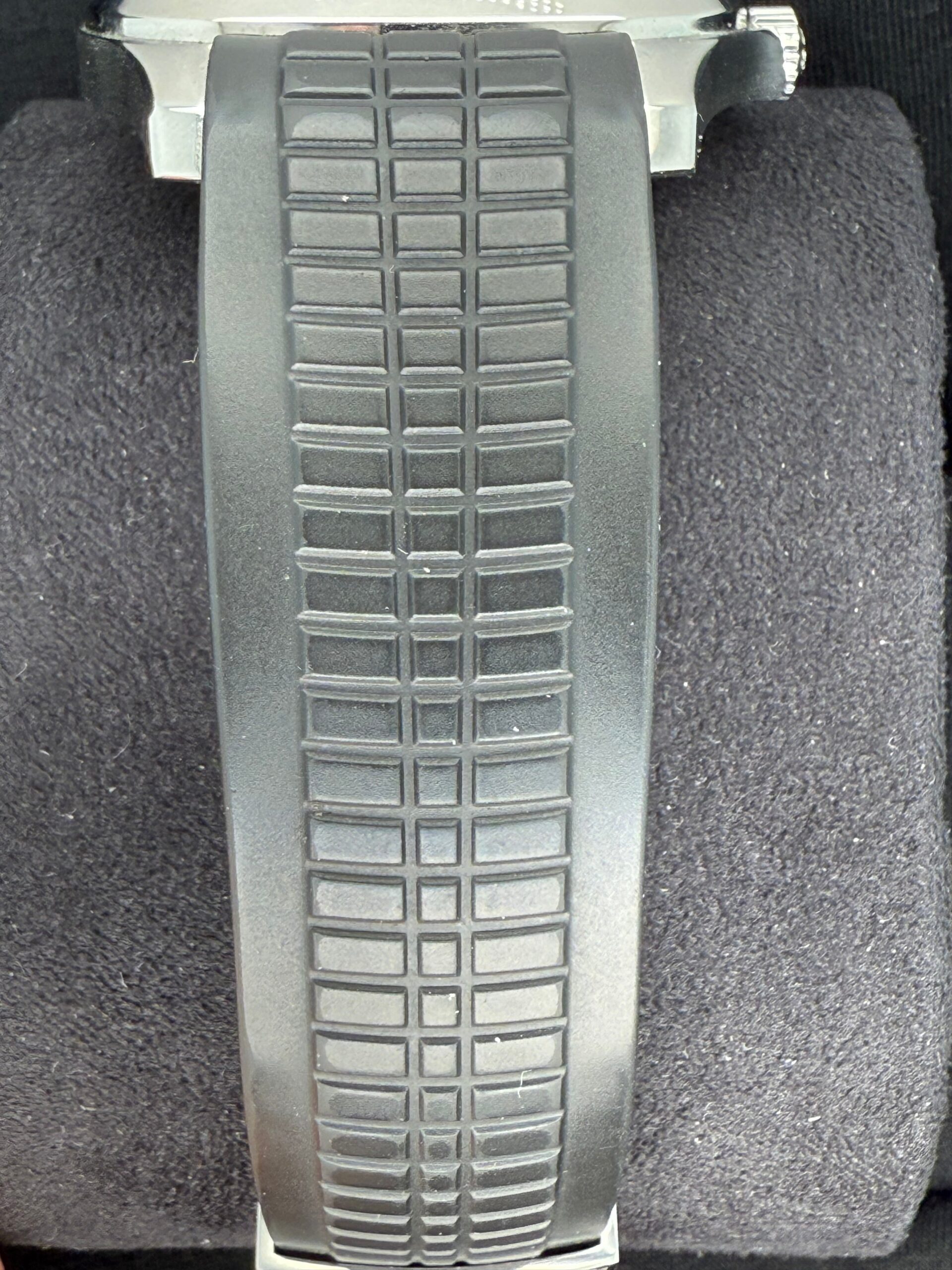 Patek Philippe Aquanaut Black Stainless Steel 5167A-001 | 2021 | 42.2 mm - Image 4