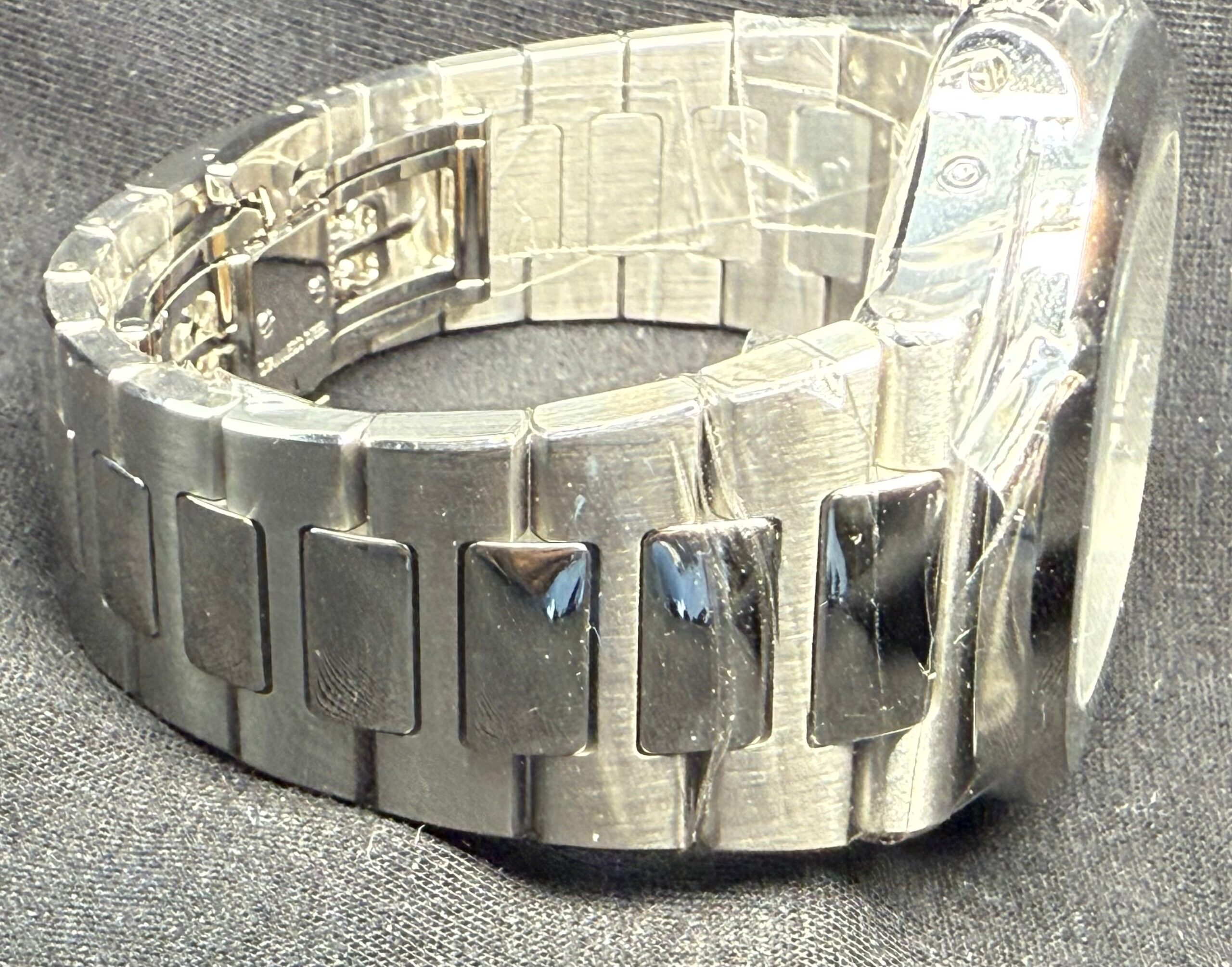 Patek Philippe Nautilus Annual Calendar Blue Dial Stainless Steel 5726/1A-014 | 2025 | 40.5mm - Image 6