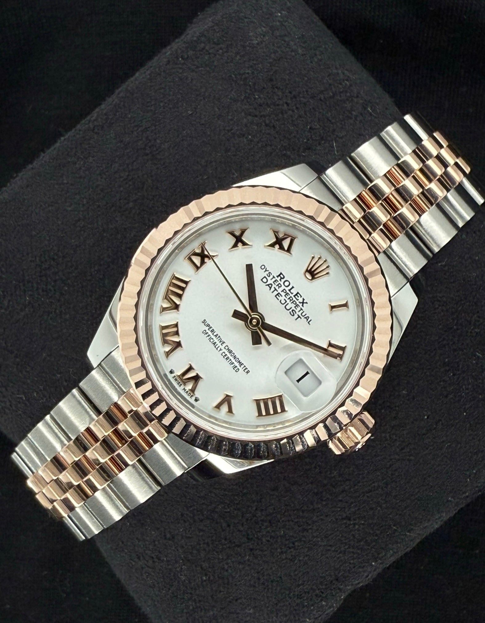 Rolex Datejust 28 Two Tone Everose Gold White Roman Dial 279171 | 2025 | 28mm - Image 3