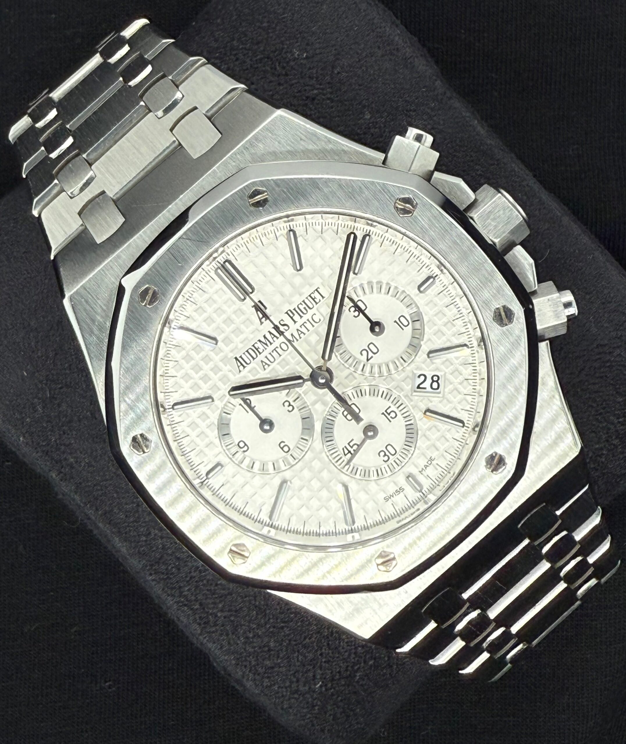 Audemars Piguet Royal Oak Chronograph Steel White Dial 26320ST | 2013 | 41mm - Image 2