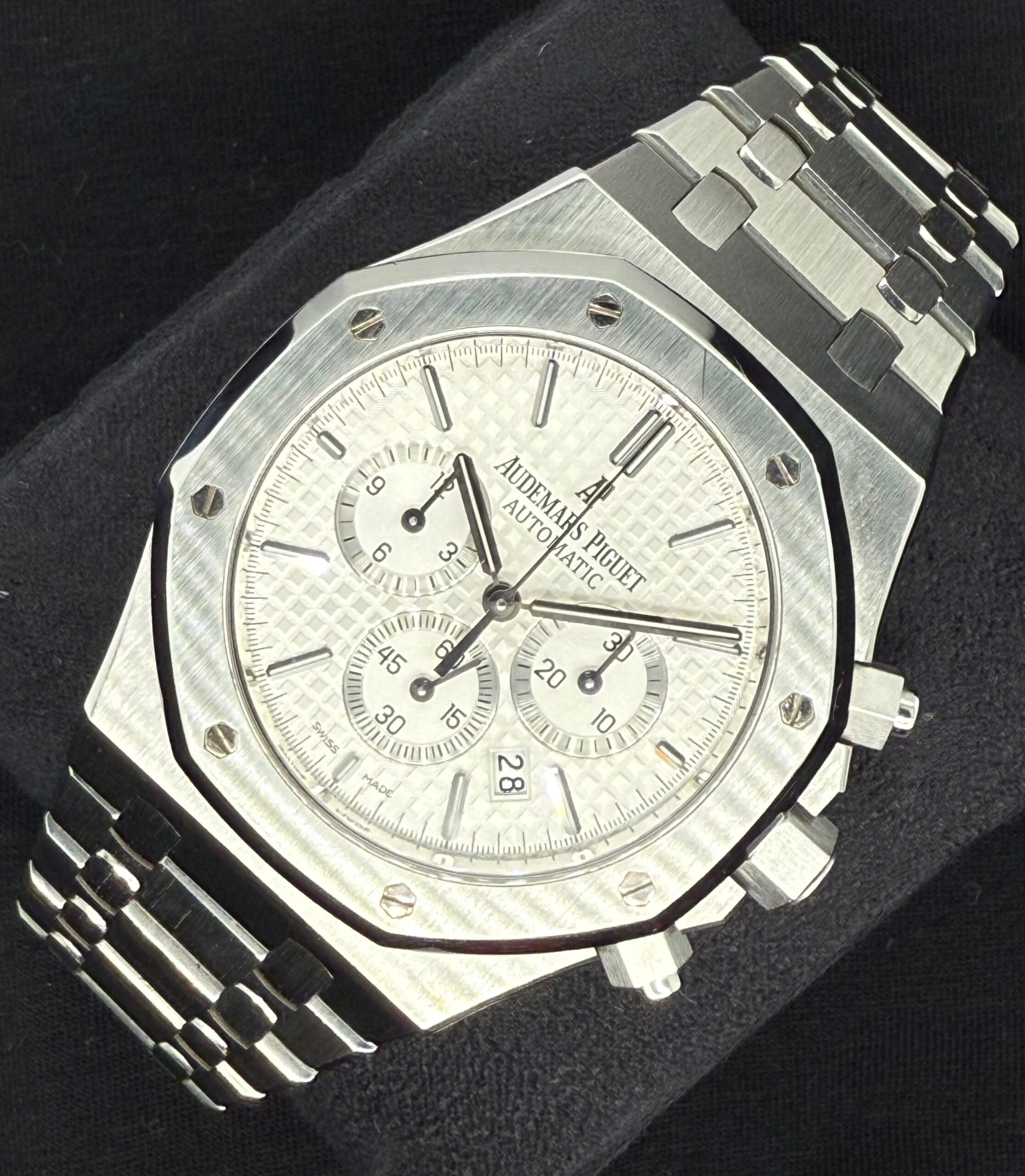 Audemars Piguet Royal Oak Chronograph Steel White Dial 26320ST | 2013 | 41mm - Image 3