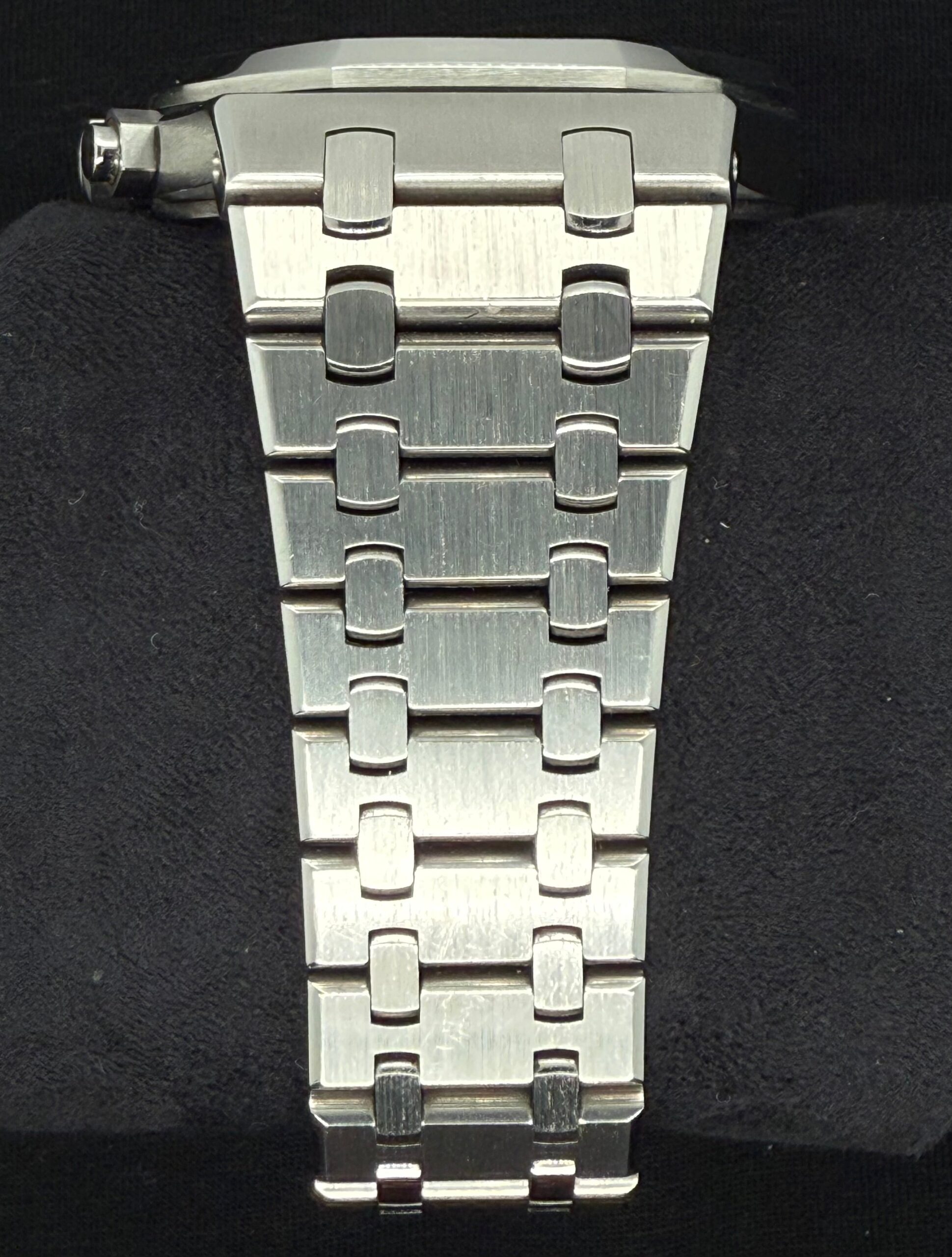 Audemars Piguet Royal Oak Chronograph Steel White Dial 26320ST | 2013 | 41mm - Image 4