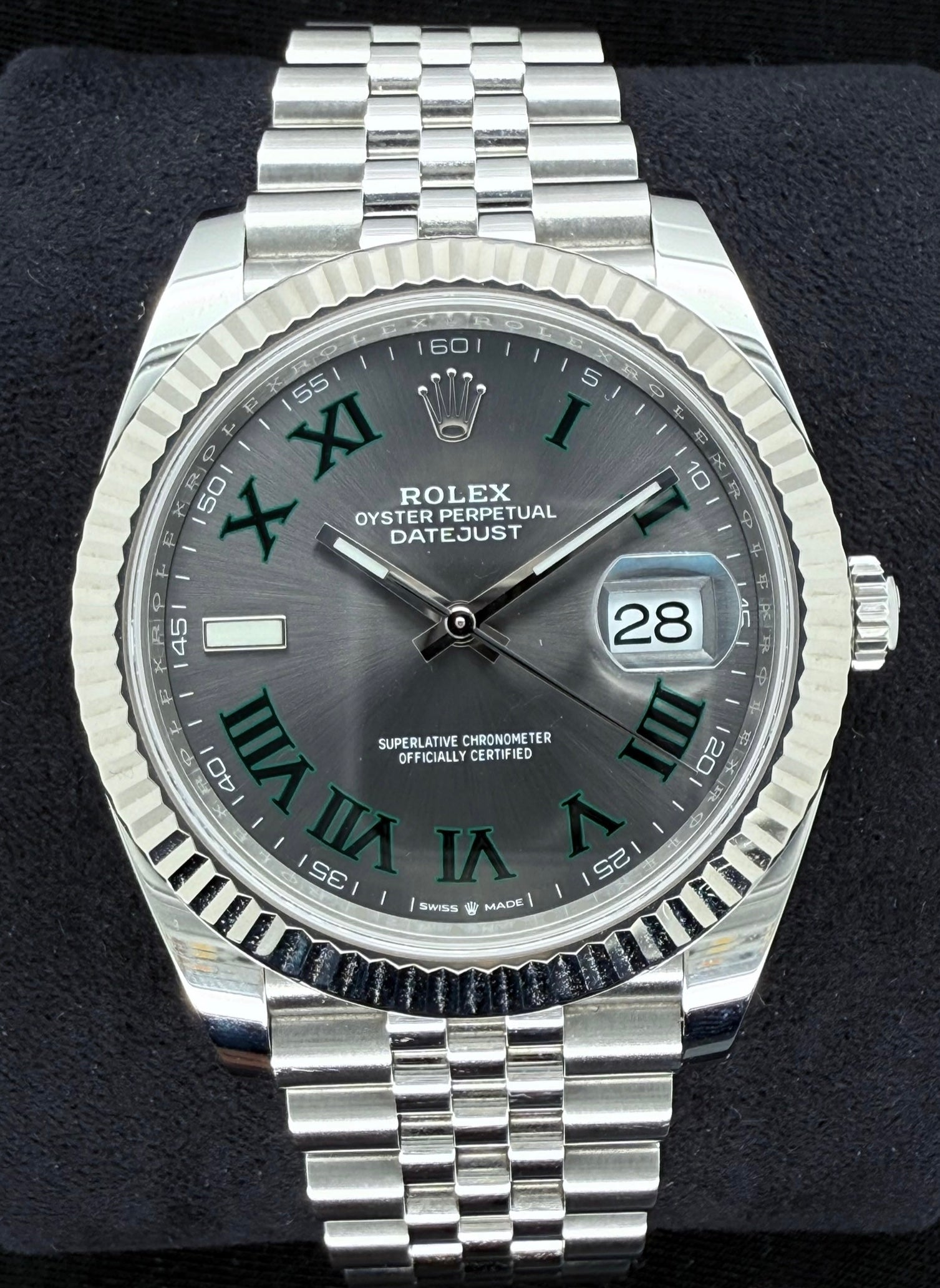 Rolex Datejust 41 Wimbledon Dial Fluted Bezel Jubilee Stainless Steel 126334 | 2023 | 41mm