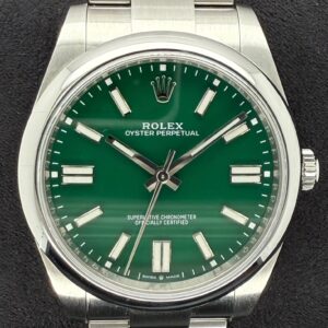 Rolex Oyster Perpetual 41 Green Dial Oyster Bracelet 124300 | 2024 | 41mm