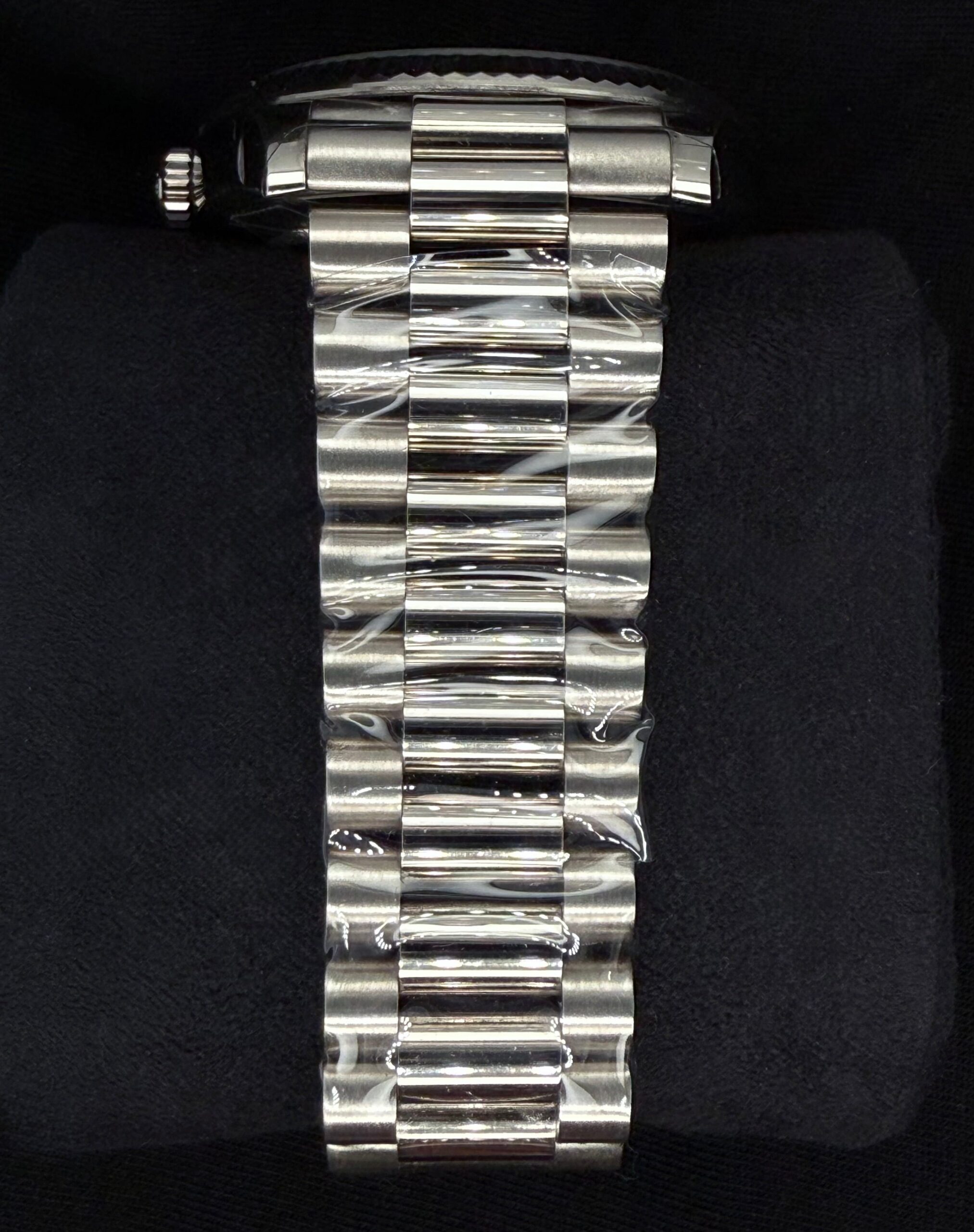 Rolex Day-Date 40 Slate Dial White Gold 228239 | 2022 | 40mm - Image 4