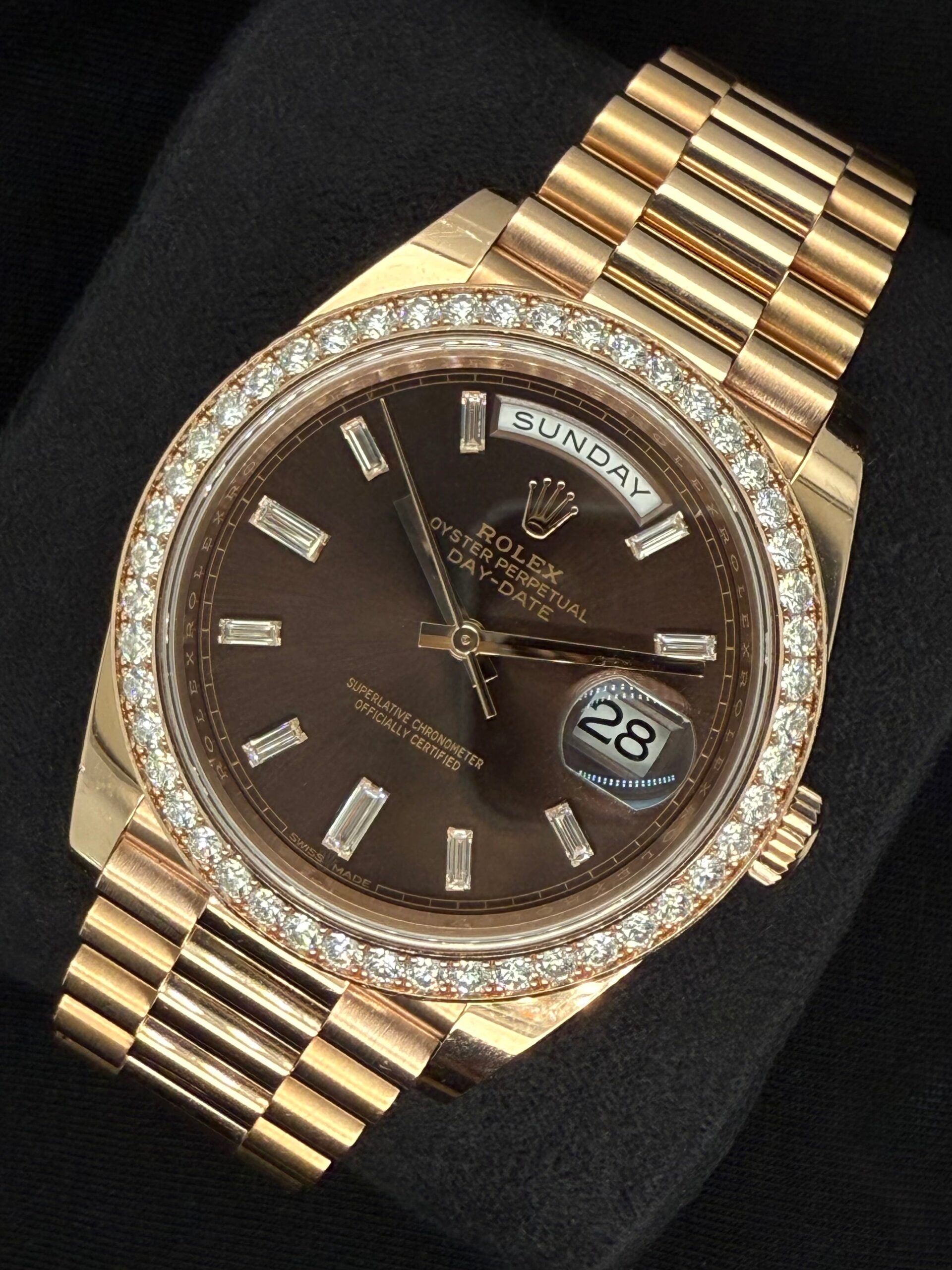 Rolex Day-Date 40 Everose Gold Chocolate Diamond Baguette Dial with Factory Diamond Bezel 228345RBR | 2017 | 40mm - Image 3