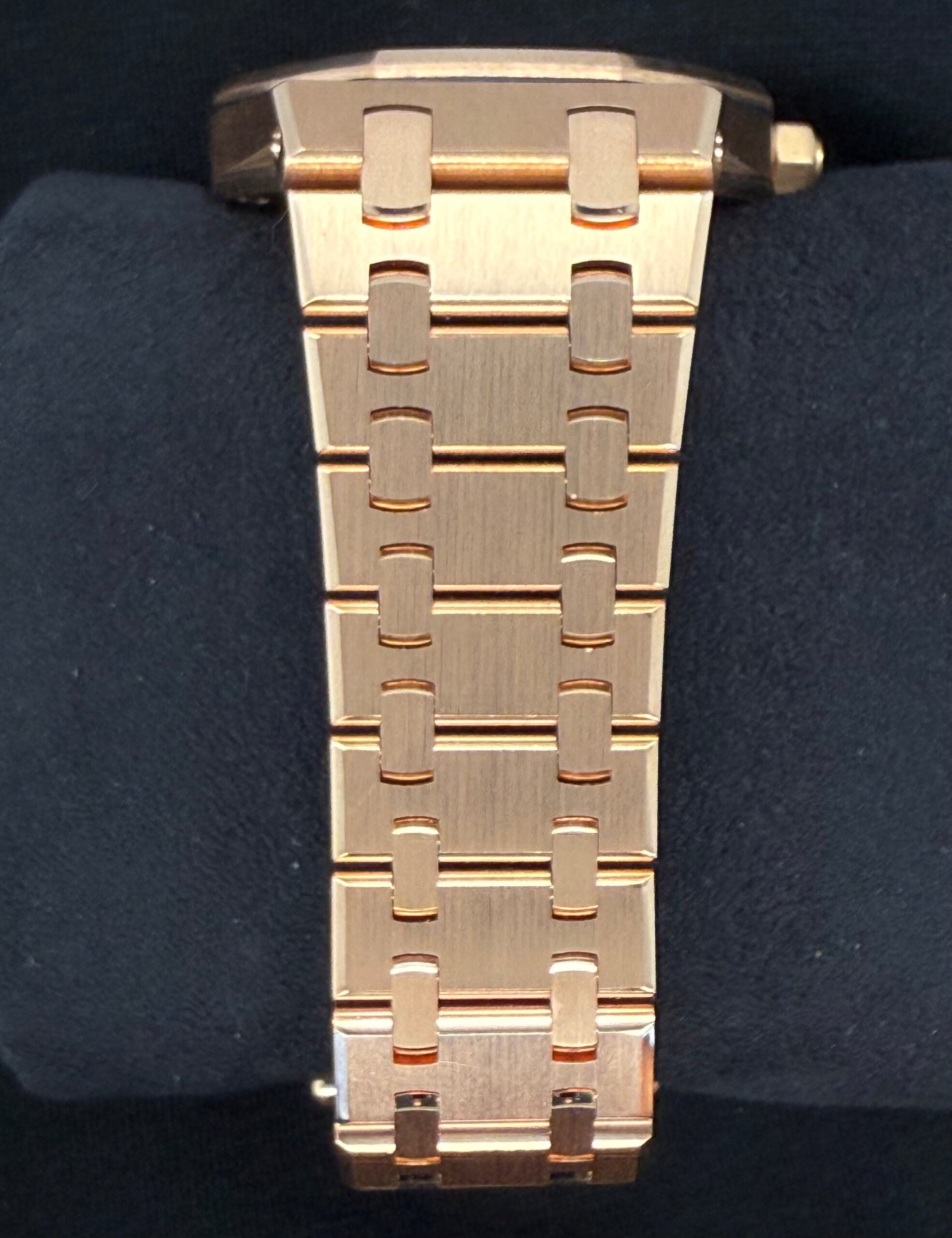 Audemars Piguet Royal Oak Selfwinding Rose Gold Diamond Bezel 15551OR.ZZ.1356OR.01 | 2017 | 37mm - Image 5