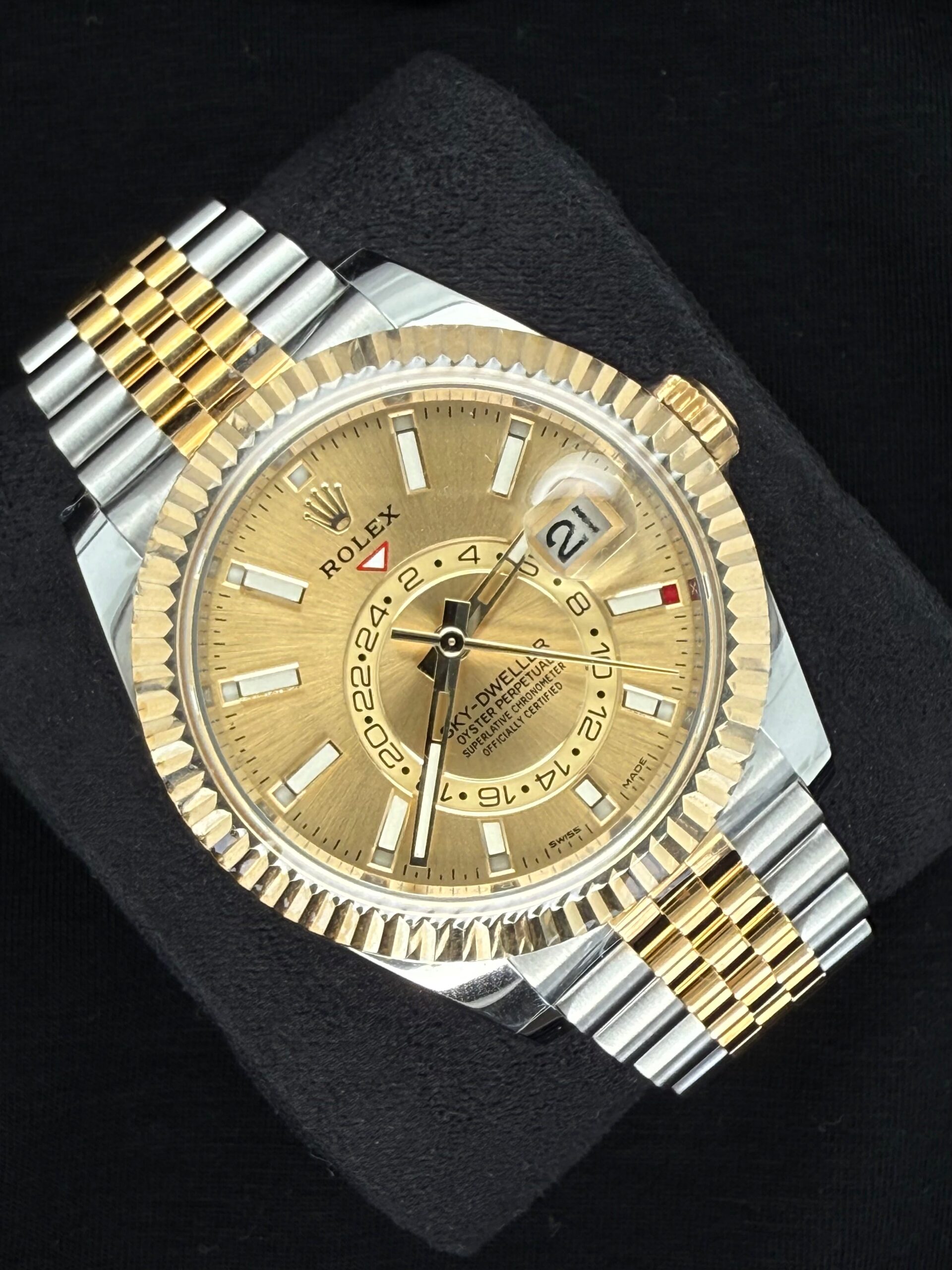 Rolex Sky-Dweller Two Tone Yellow Gold Champagne Dial 326933 | 2023 | 42mm - Image 2