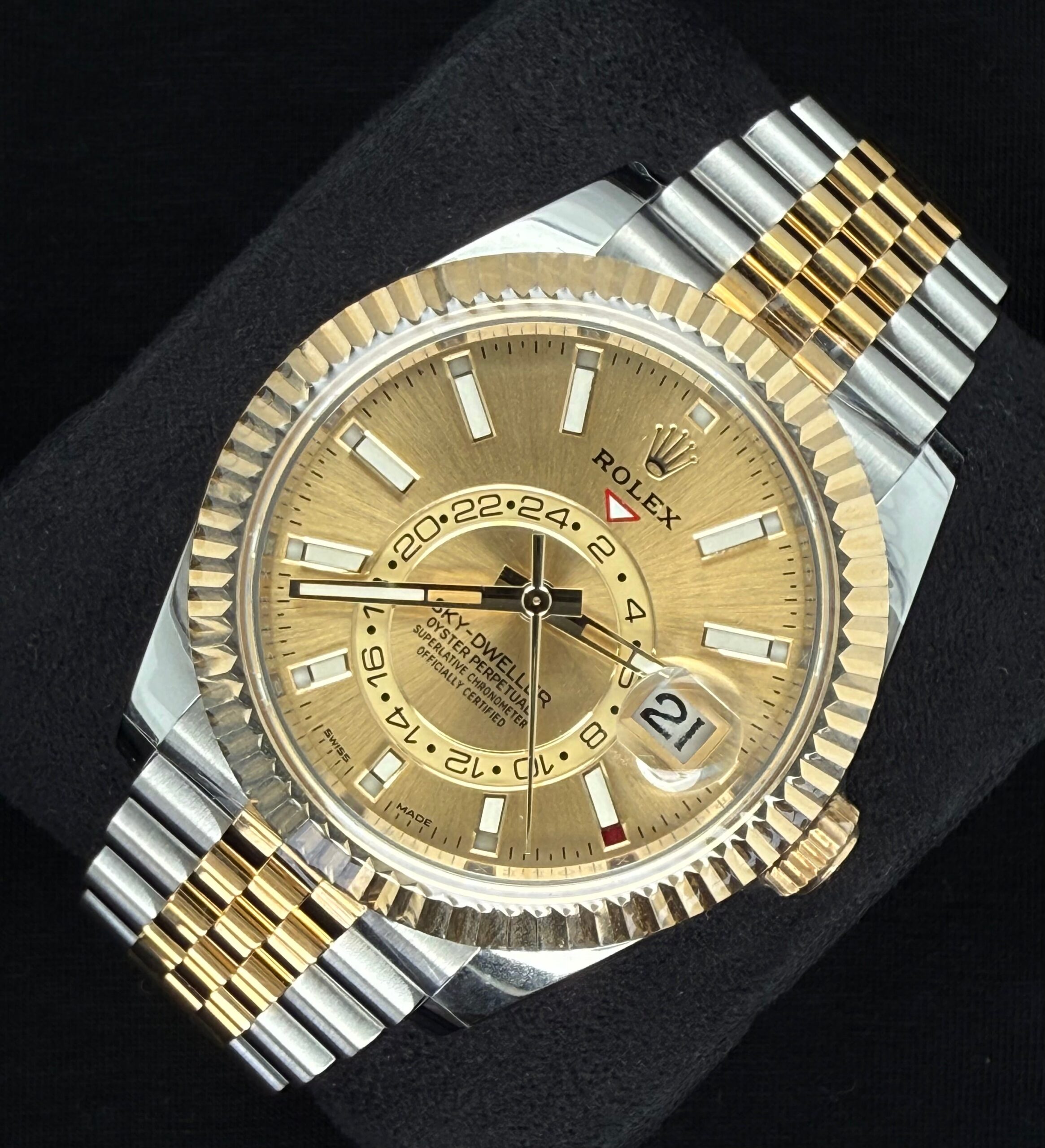 Rolex Sky-Dweller Two Tone Yellow Gold Champagne Dial 326933 | 2023 | 42mm - Image 3