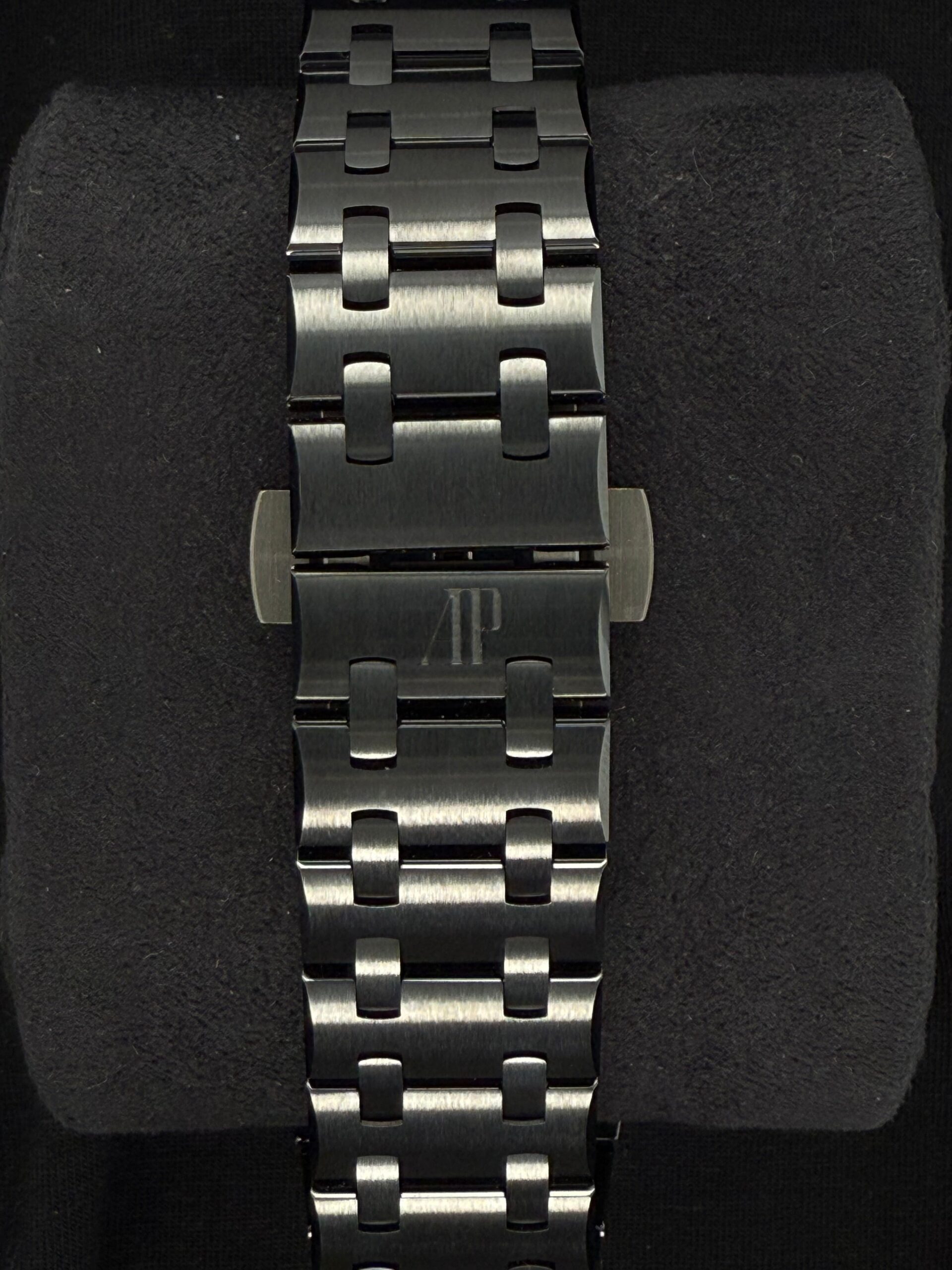 Audemars Piguet Royal Oak Offshore Ceramic 26238CE.OO.1300CE.01 | 2024 | 42mm - Image 6