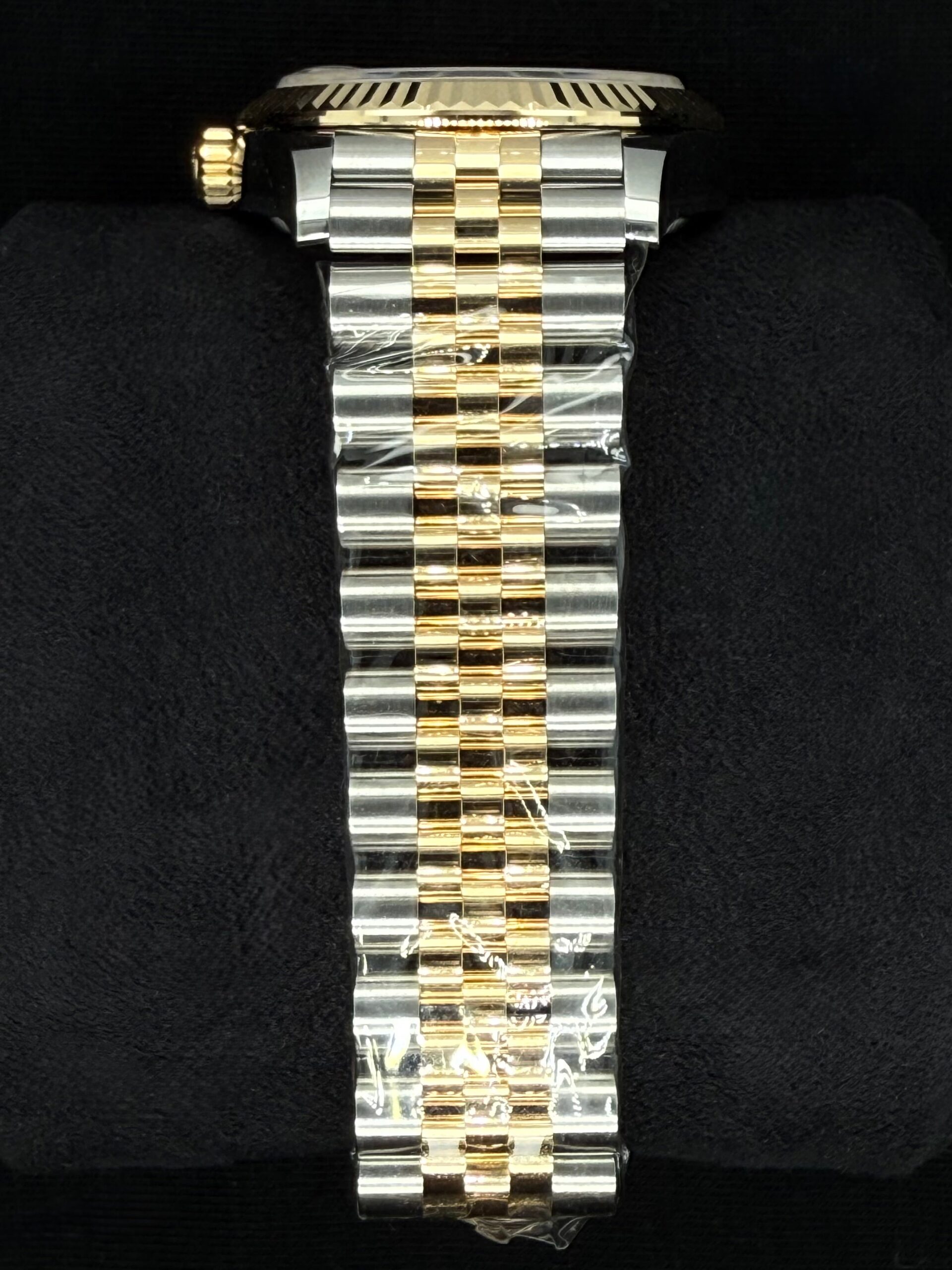 Rolex Datejust 31 Champagne Diamond Dial Jubilee Two Tone 278273 | 2025 | 31mm - Image 4