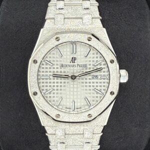 Audemars Piguet Royal Oak Lady 18ct White Gold Silver Dial 67653BC | 2020 | 33mm