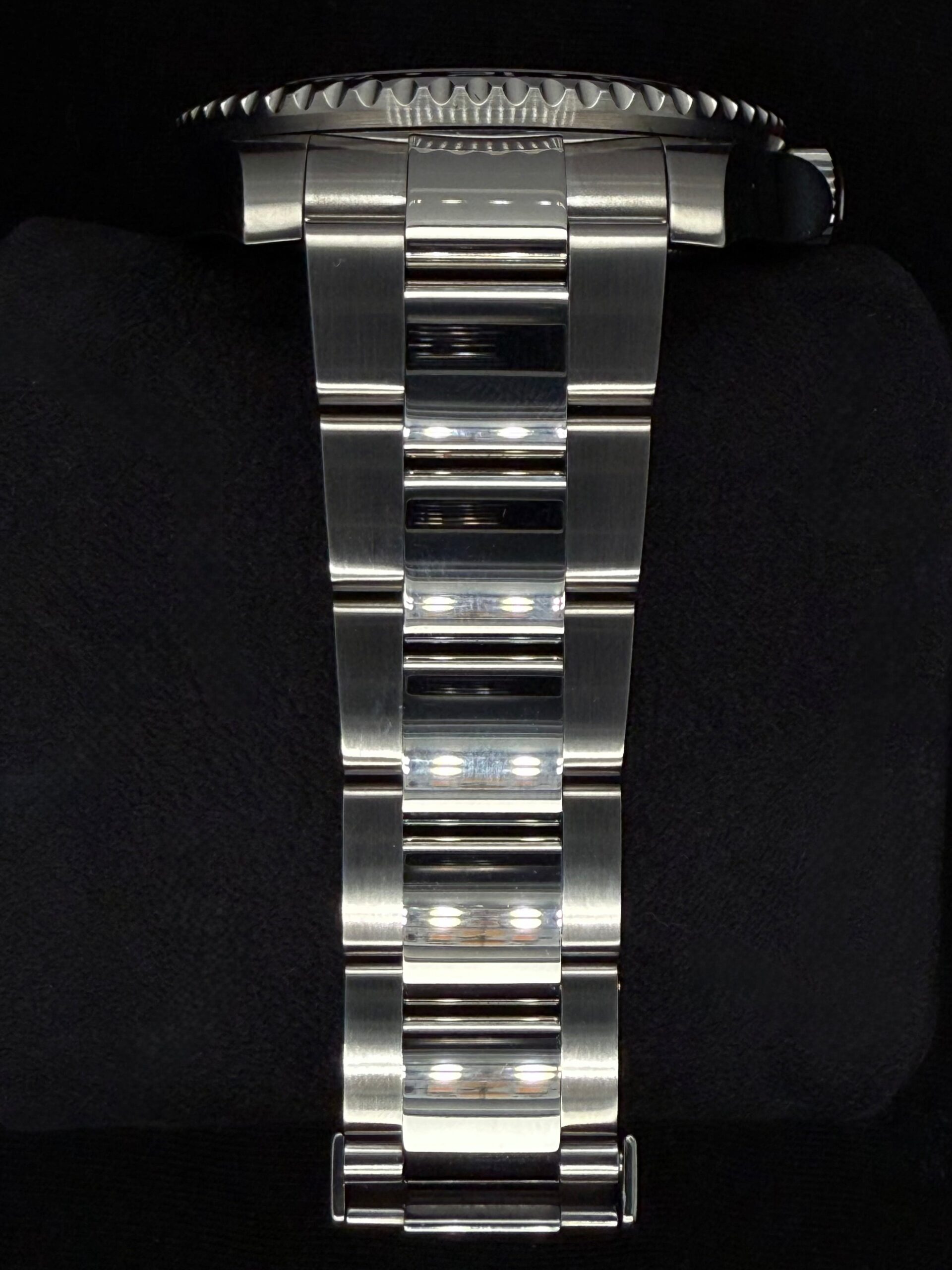 Rolex GMT-Master II Black Dial Green Arrow Hand 116710LN | 2011 | 40mm - Image 5