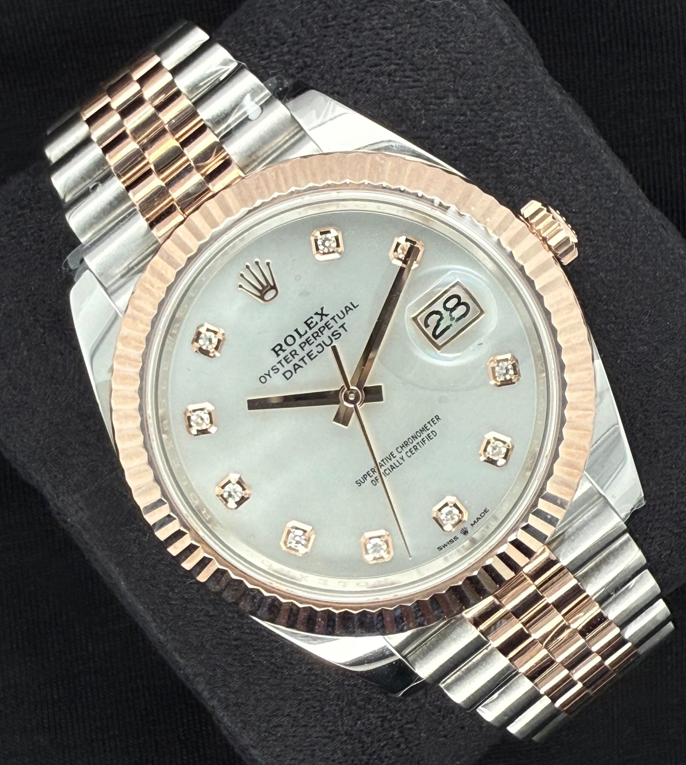 Rolex Datejust 41 Mother of Pearl ‘MOP’ Diamond Dial Fluted Jubilee 126331 | 2022 | 41mm - Image 2
