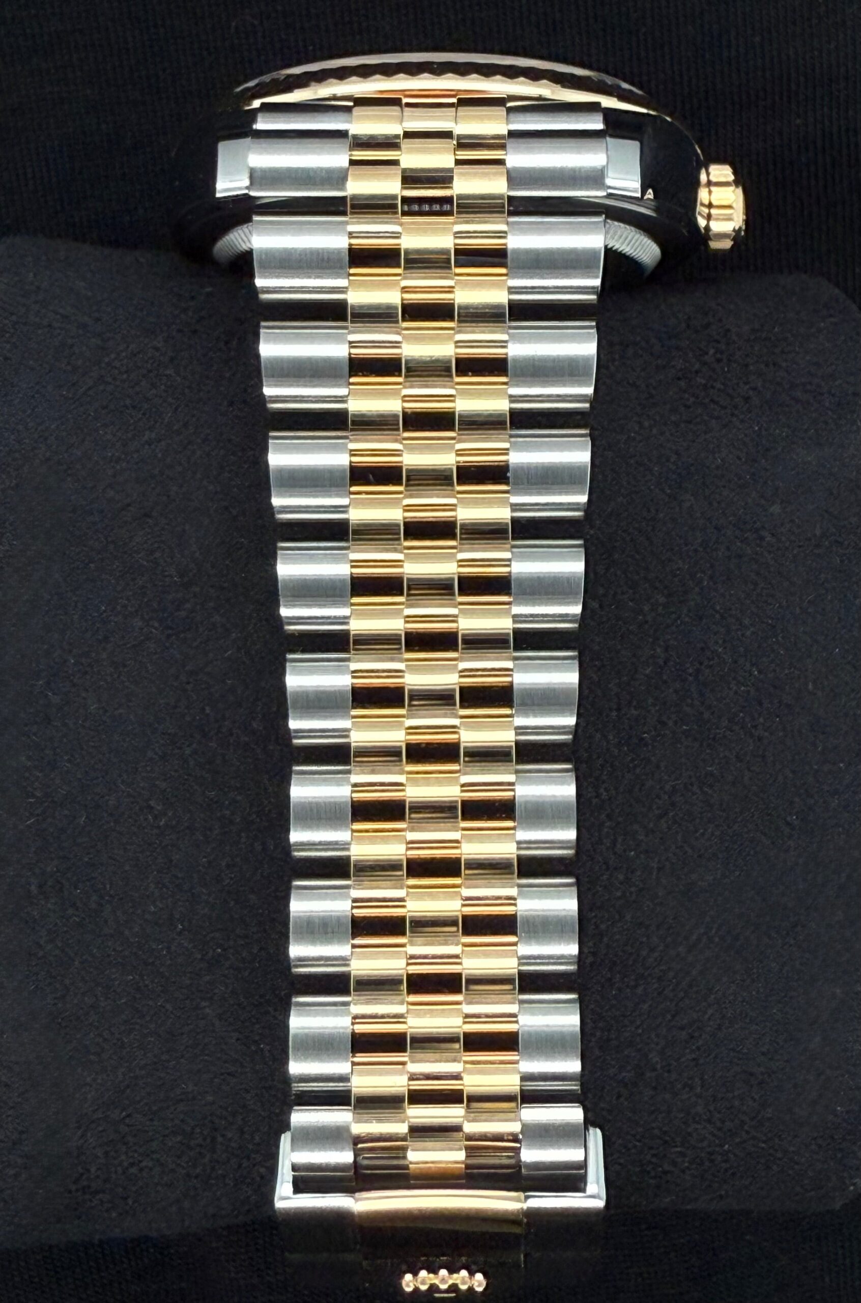 Rolex Datejust 36 Two-Tone Yellow Gold White Roman Dial 126233 | 2025 | 36mm - Image 5