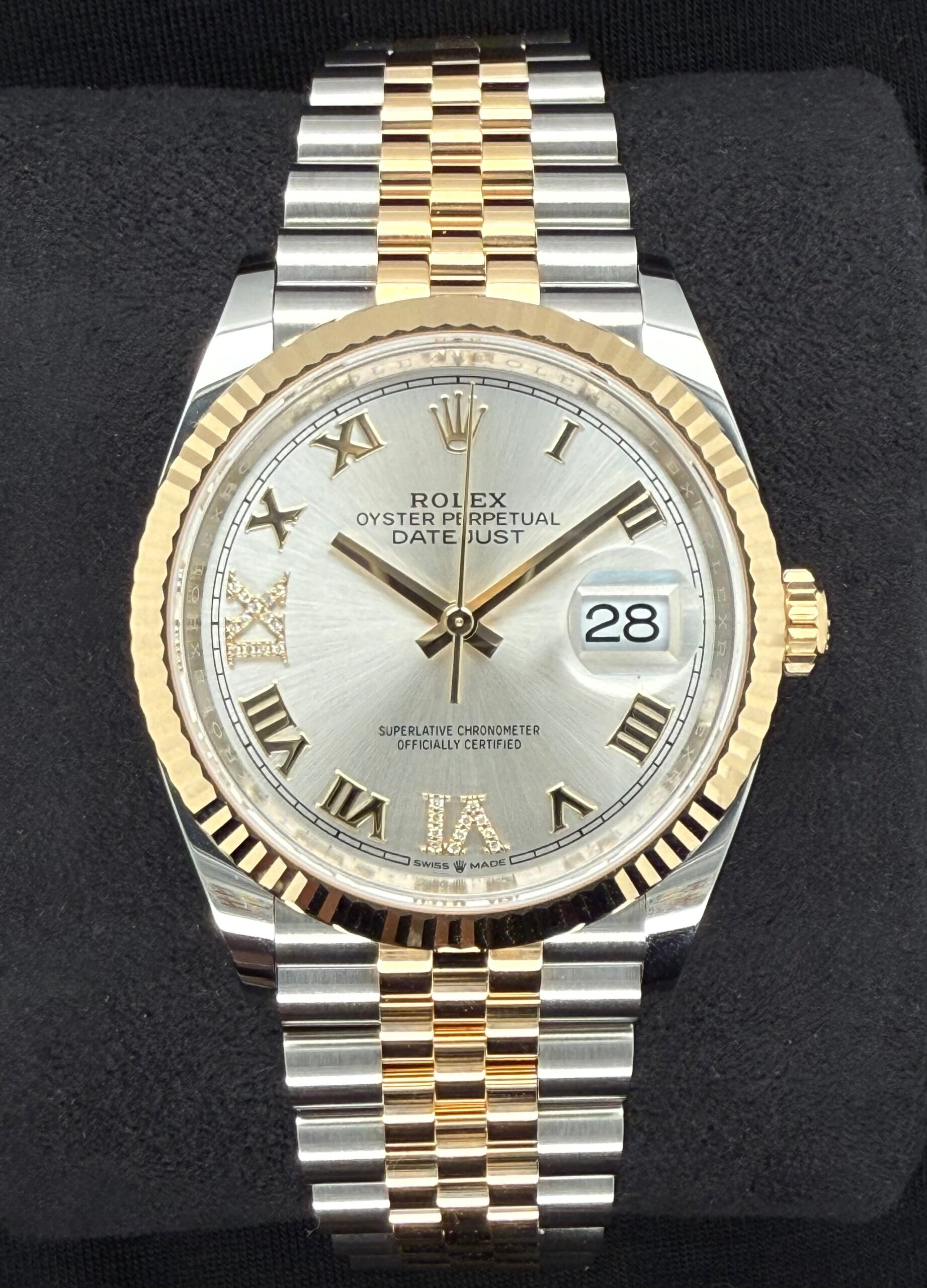 Rolex Datejust 36 Two-Tone Yellow Gold Silver Roman Diamond Dial 126233 | 2025 | 36mm