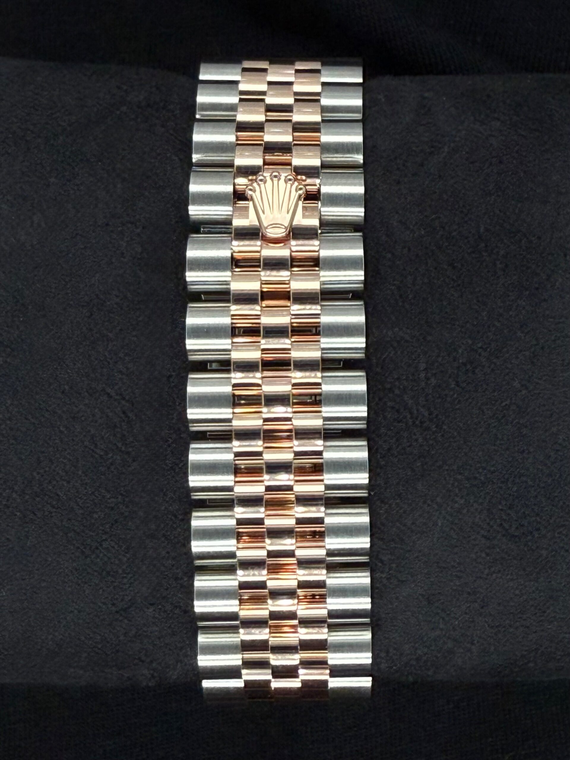 Rolex Datejust 31 "MOP" Mother of Pearl Diamond Dial Jubilee Two Tone 278271 | 2025 | 31mm - Image 6