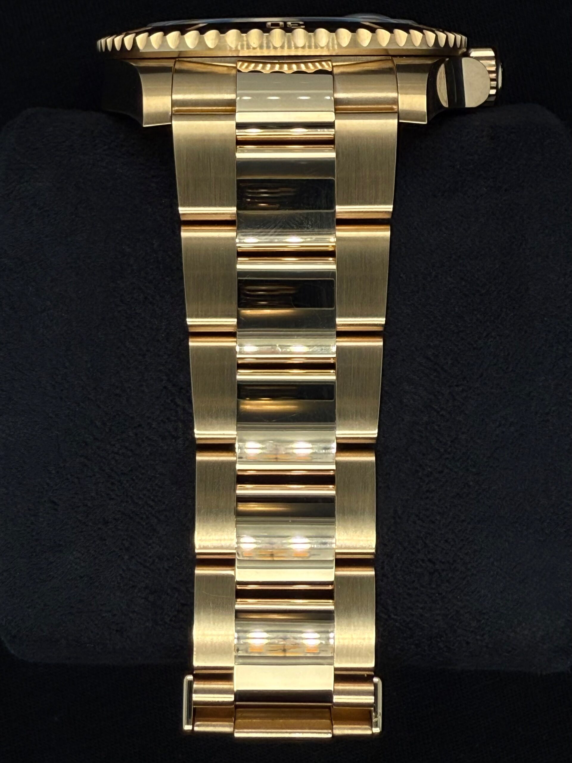 Rolex Submariner Black Dial 'Blacksy' Yellow Gold 126618LN | 2022 | 41mm - Image 5