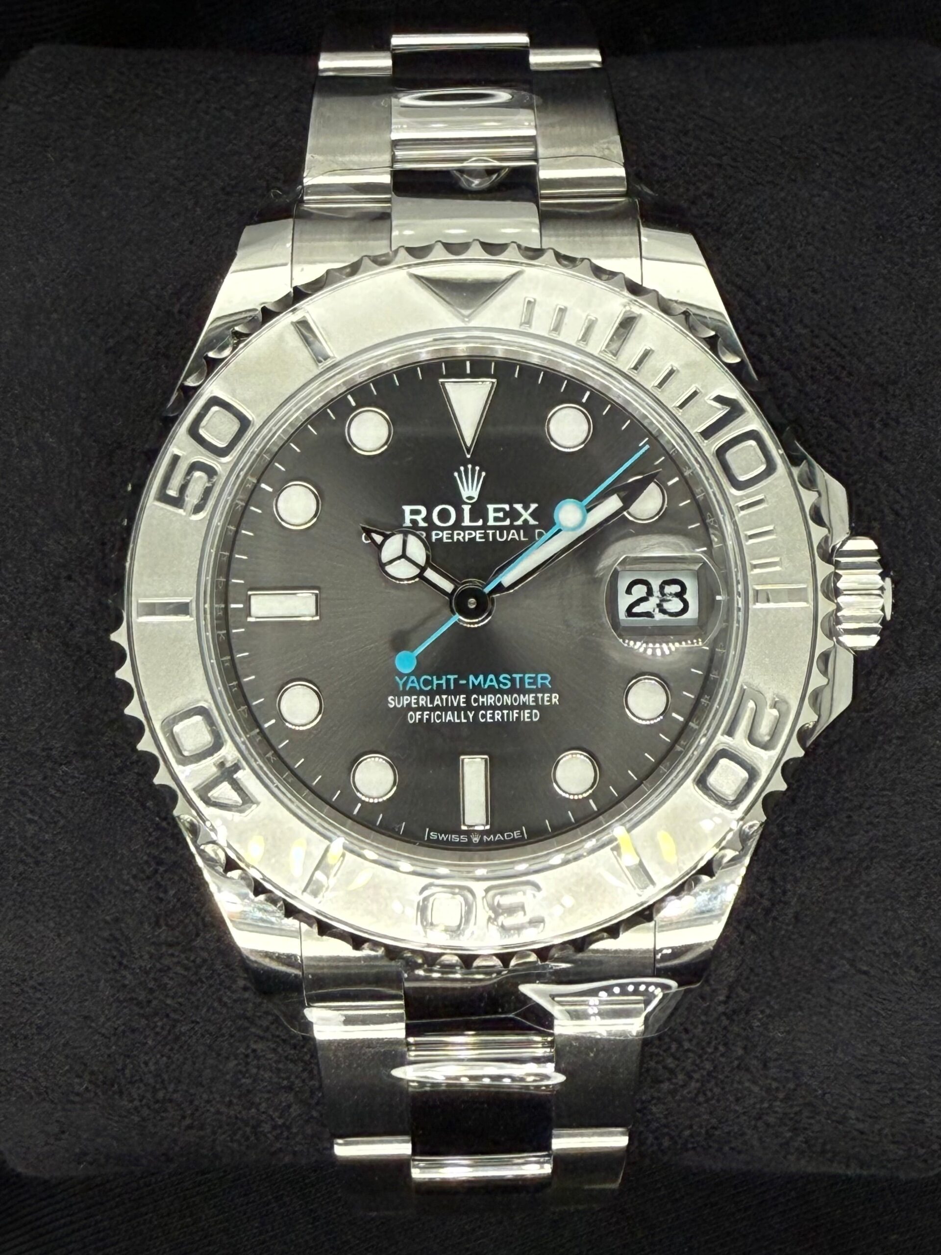 Rolex Yacht-Master 37 Rhodium Dial Platinum Bezel 268622 | 2023 | 37mm