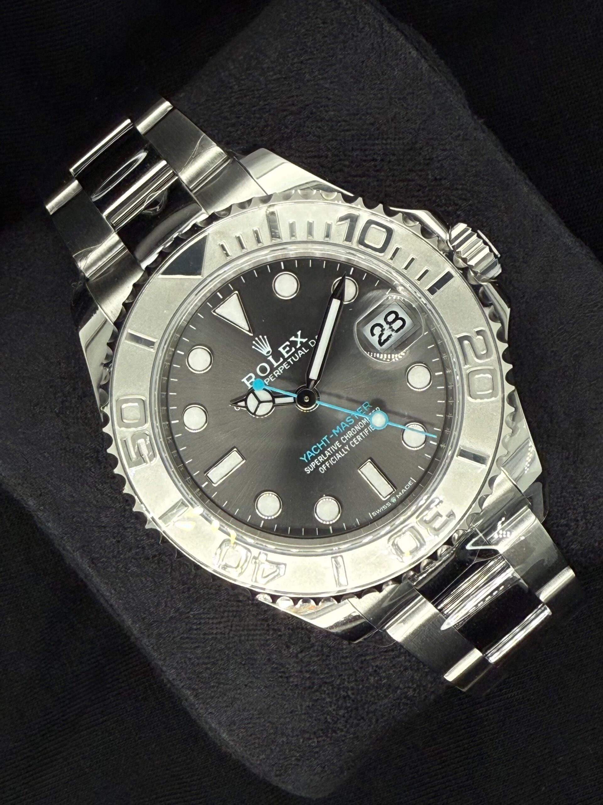 Rolex Yacht-Master 37 Rhodium Dial Platinum Bezel 268622 | 2023 | 37mm - Image 2