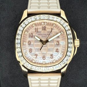 Patek Philippe Aquanaut Luce Haute Joaillerie Rose Gold Mother of Pearl Diamond Dial and Diamond Baguette Bezel 5072R-001 | 2025 | 35.6 mm