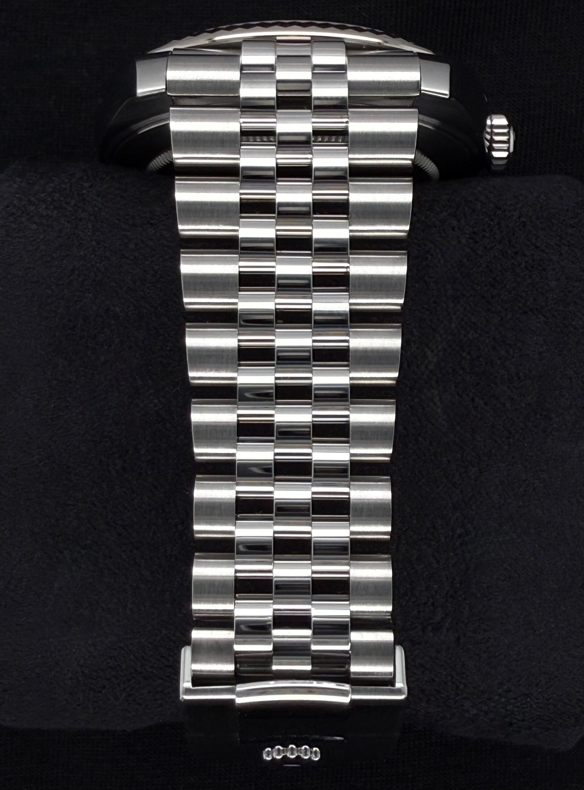 Rolex Datejust 41 Rhodium Grey Dial Fluted Jubilee Steel 126334 | 2025 | 41mm - Image 5