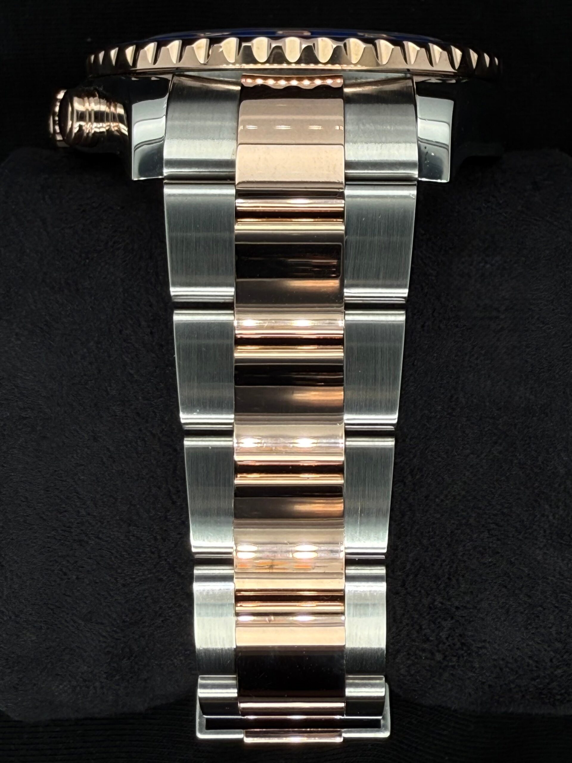 Rolex Yacht-Master 2 Two Tone Rose Gold 116681 | 2019 | 44mm - Image 4