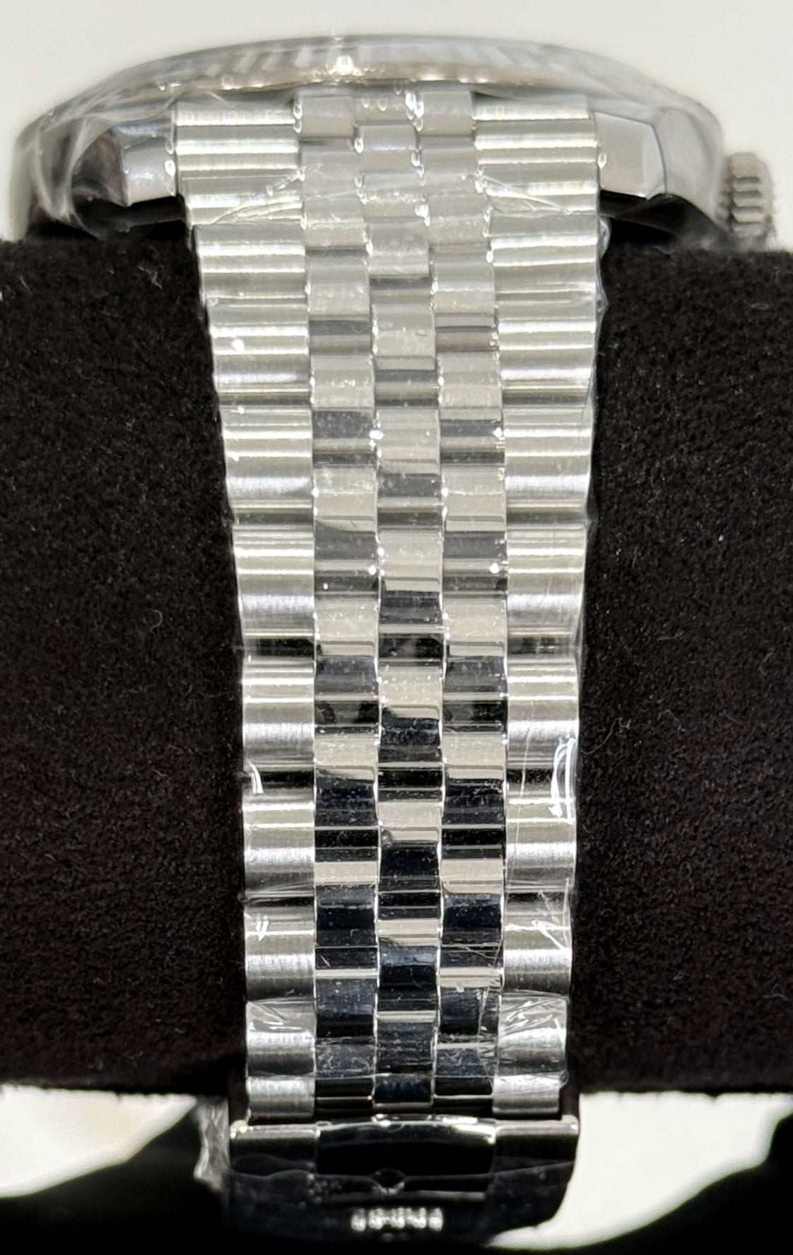 Rolex Datejust 41 Mint Green Dial Fluted Bezel Jubilee Stainless Steel 126334 | 2022 | 41mm - Image 6