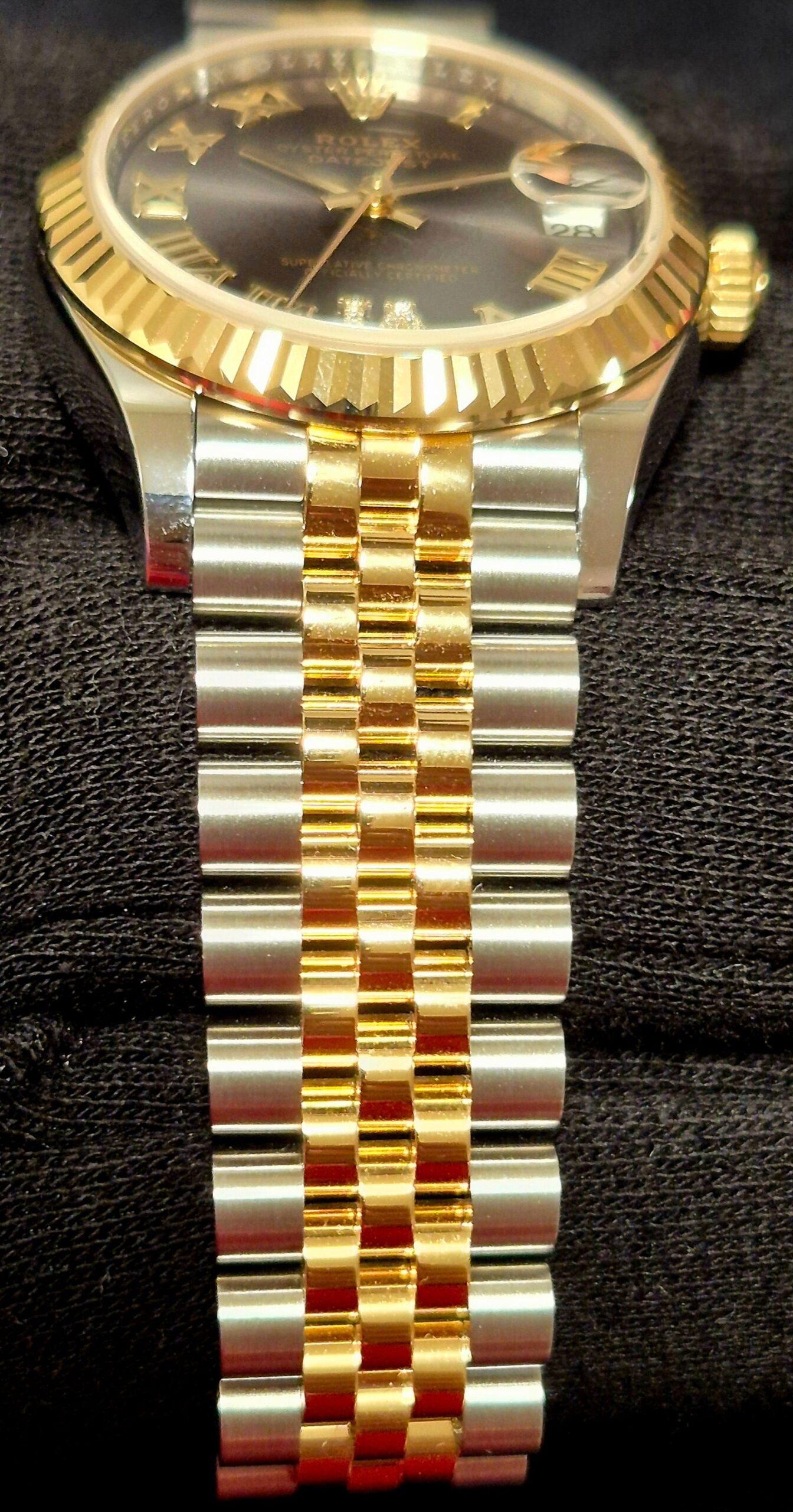 Rolex Datejust 31 Two Tone Yellow Gold Dark Grey Roman Numeral Diamond Dial Jubilee 278273 | 2024 | 31mm - Image 4